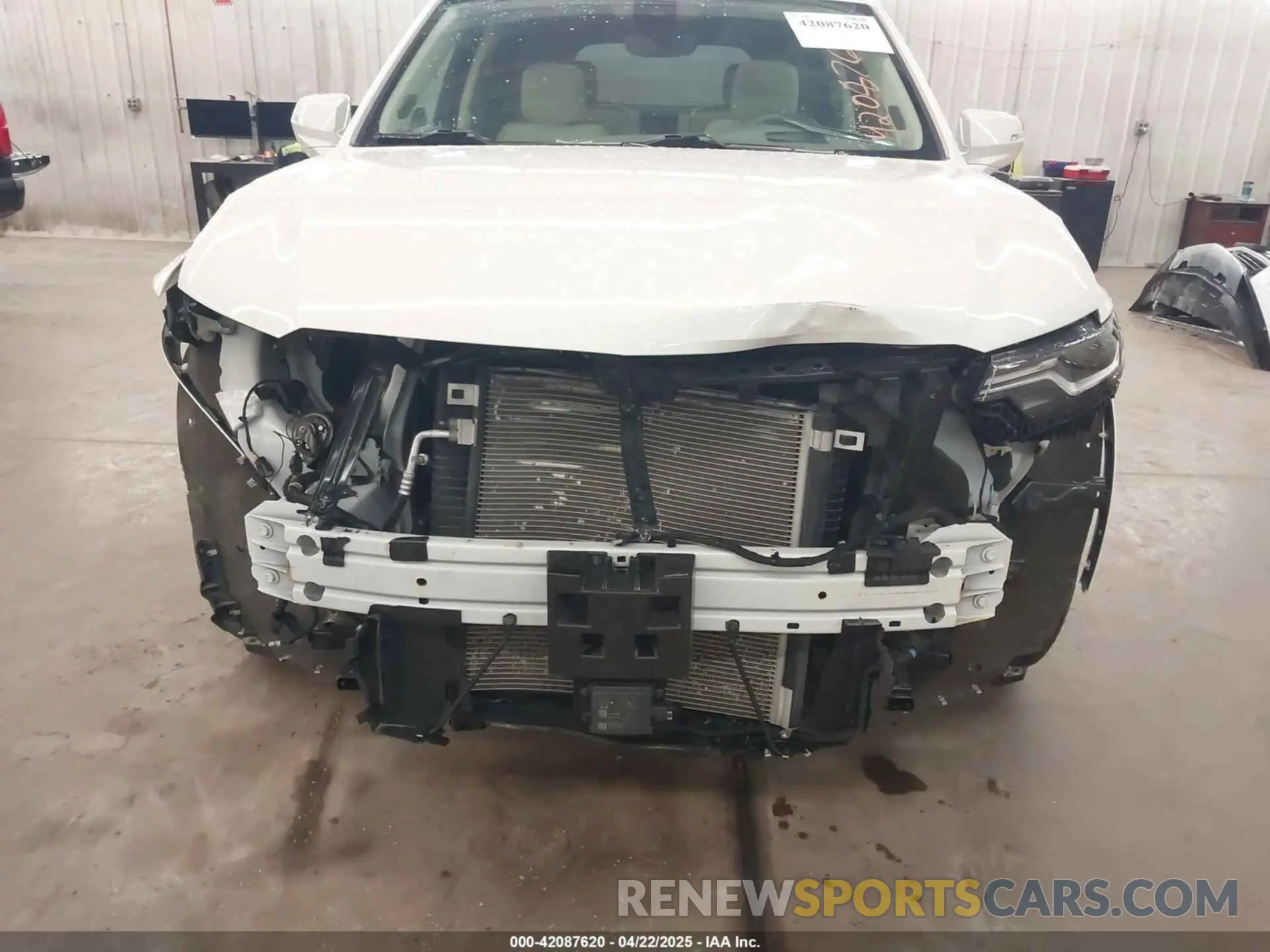 6 Photograph of a damaged car 1GYKPDRS3NZ131095 CADILLAC XT6 2022