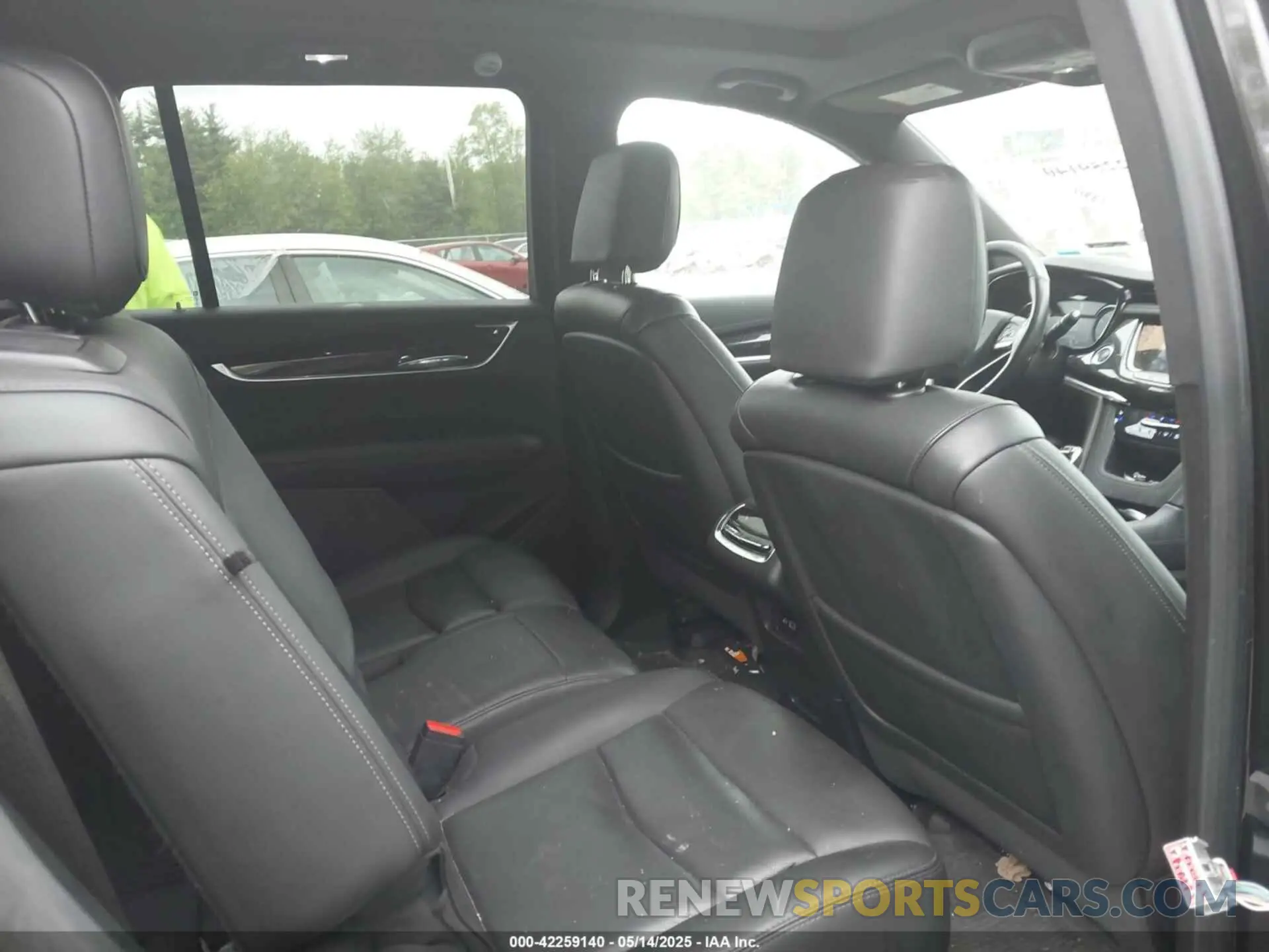 8 Photograph of a damaged car 1GYKPDRS5NZ149971 CADILLAC XT6 2022