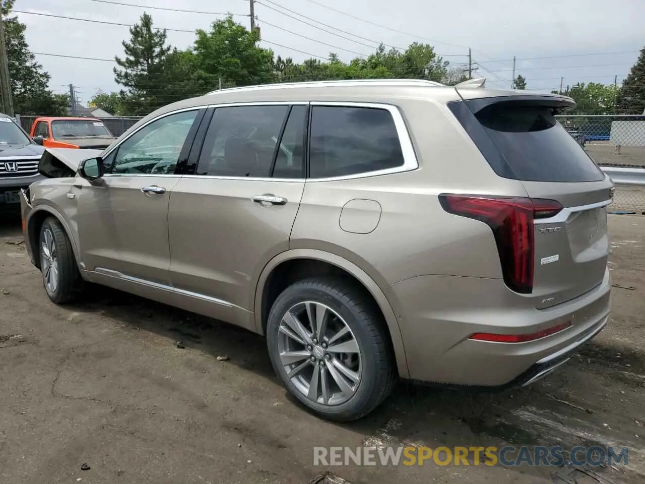2 Photograph of a damaged car 1GYKPDRS5NZ180296 CADILLAC XT6 2022