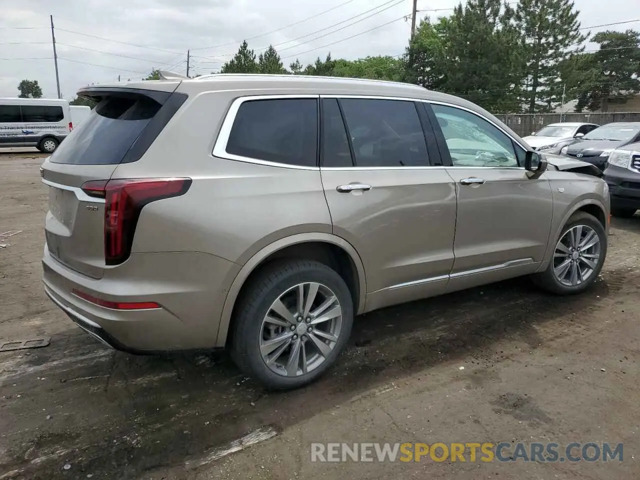 3 Photograph of a damaged car 1GYKPDRS5NZ180296 CADILLAC XT6 2022