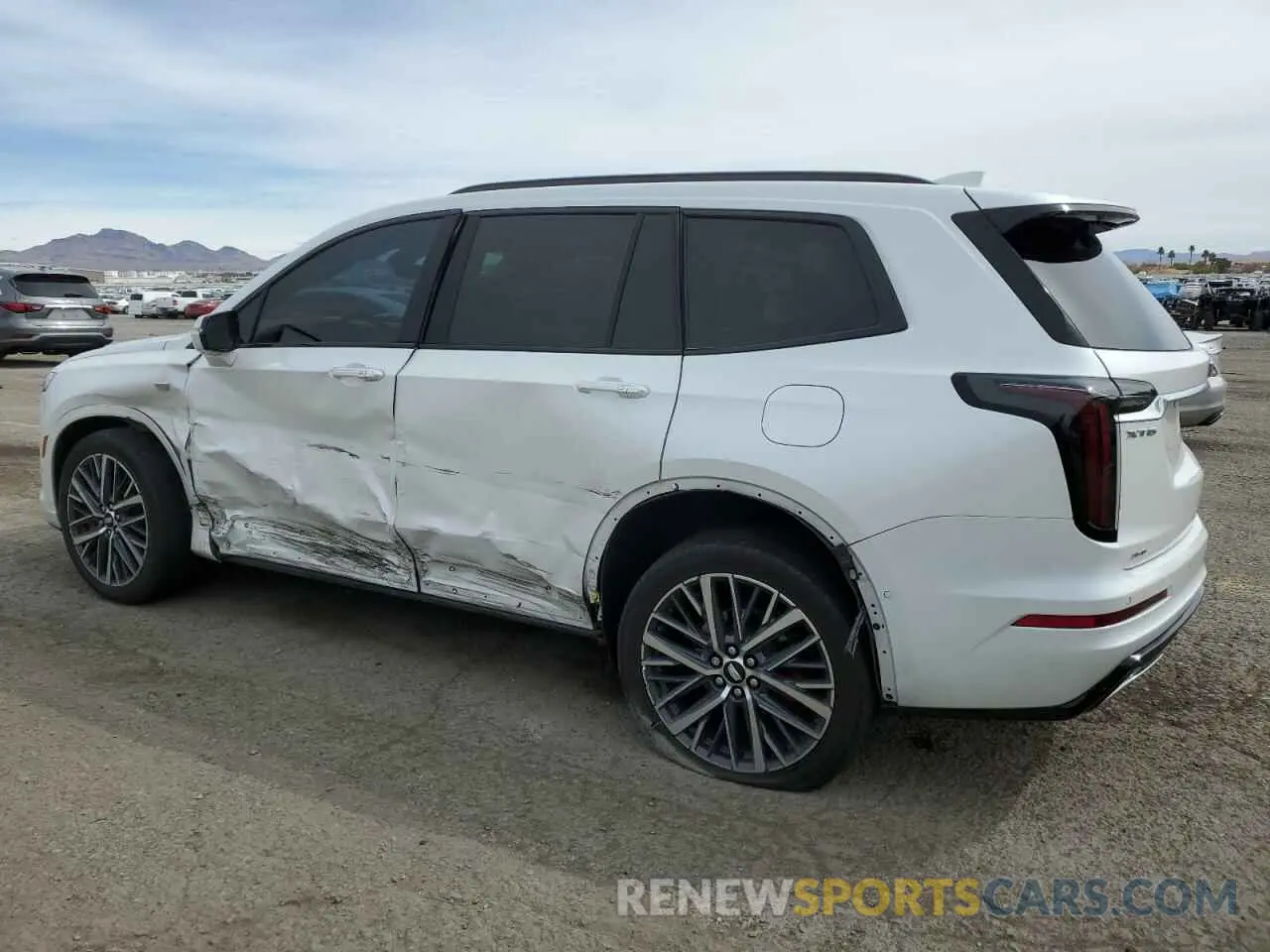 2 Photograph of a damaged car 1GYKPHRS4NZ157521 CADILLAC XT6 2022
