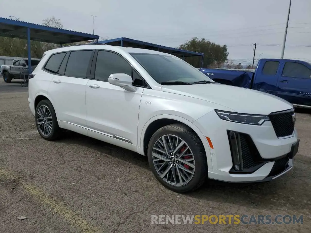 4 Photograph of a damaged car 1GYKPHRS4NZ157521 CADILLAC XT6 2022