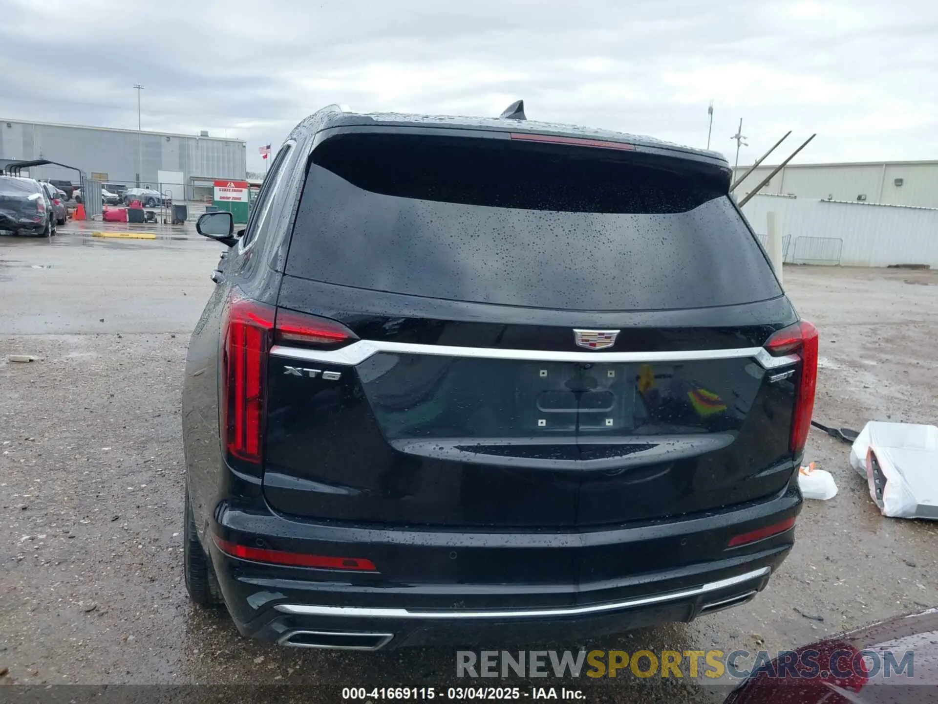 17 Photograph of a damaged car 1GYKPAR44PZ114020 CADILLAC XT6 2023