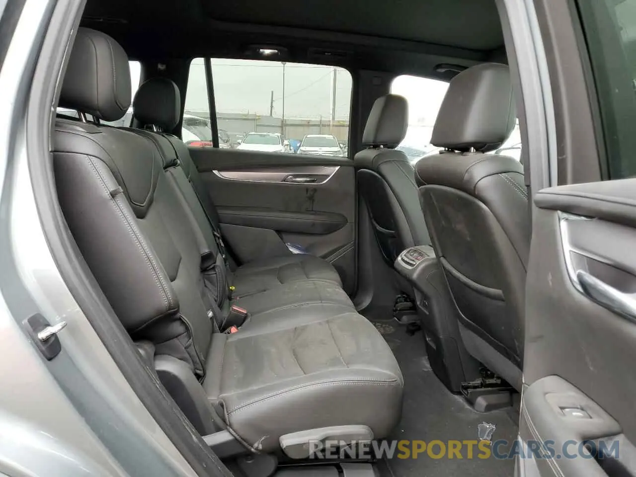 11 Photograph of a damaged car 1GYKPAR47PZ147139 CADILLAC XT6 2023