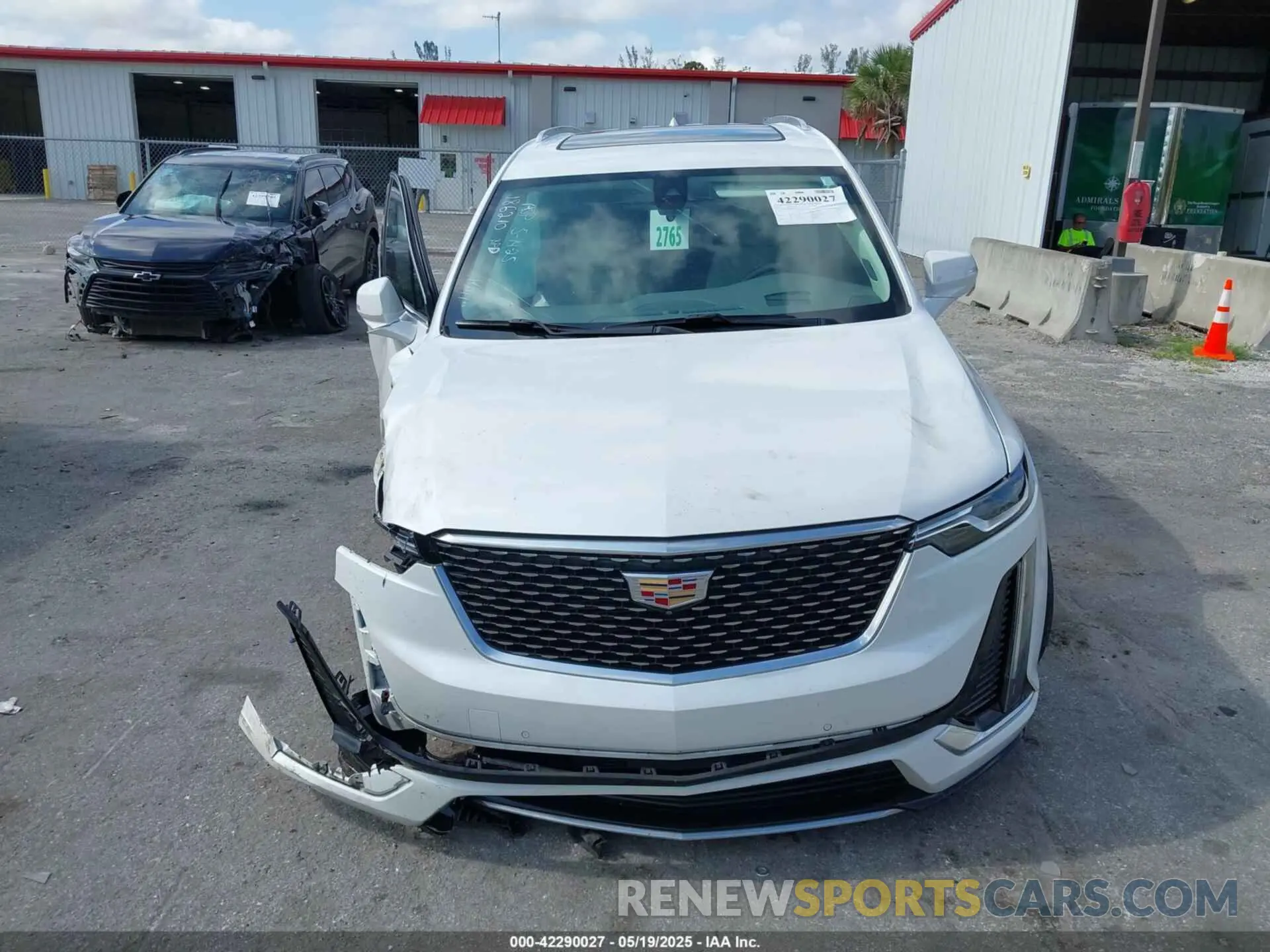 11 Photograph of a damaged car 1GYKPCRS3PZ186210 CADILLAC XT6 2023