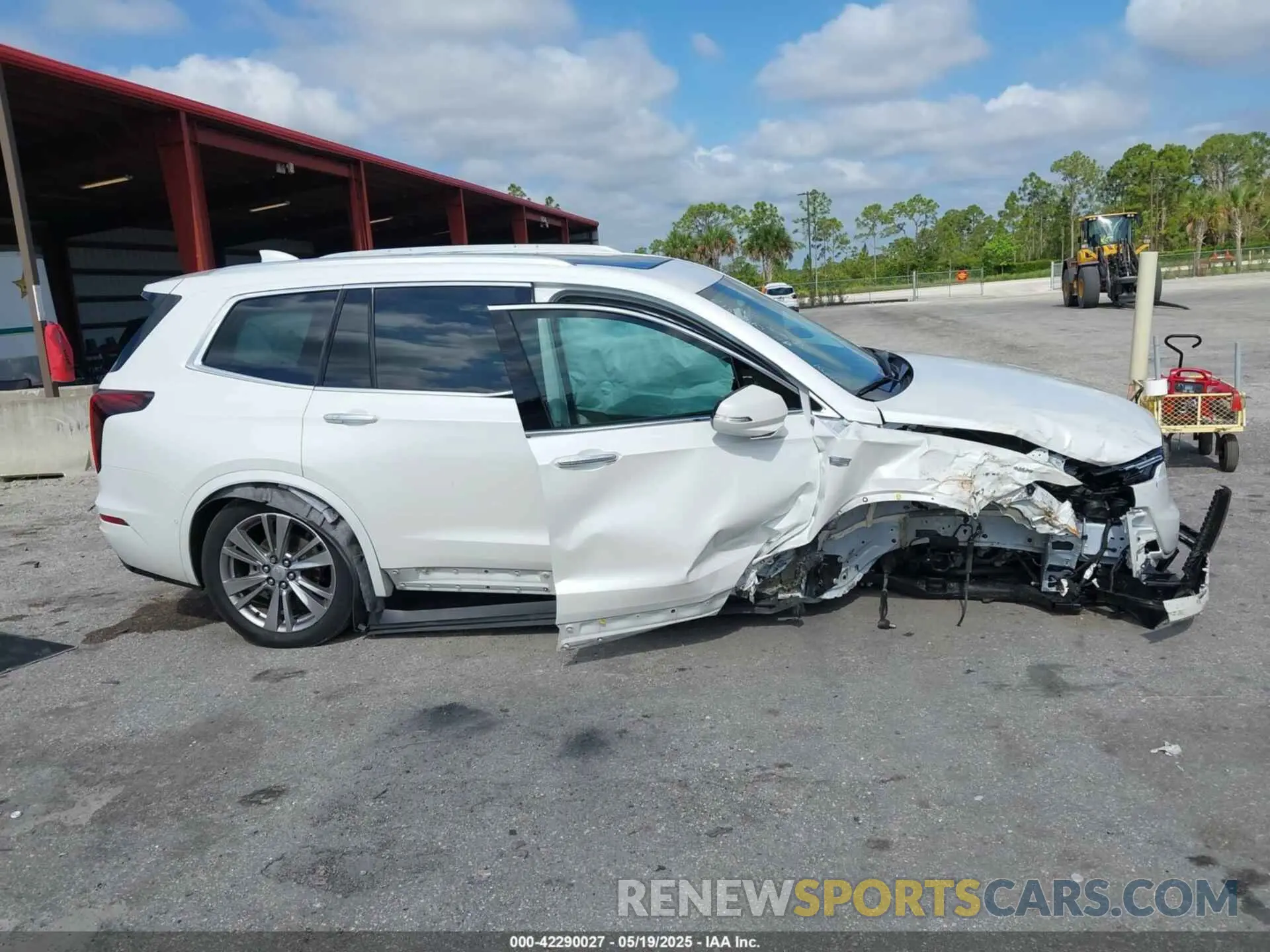 12 Photograph of a damaged car 1GYKPCRS3PZ186210 CADILLAC XT6 2023