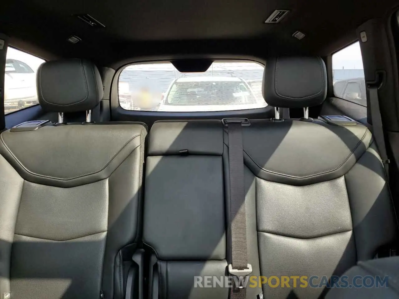 10 Photograph of a damaged car 1GYKPCRS4PZ103061 CADILLAC XT6 2023