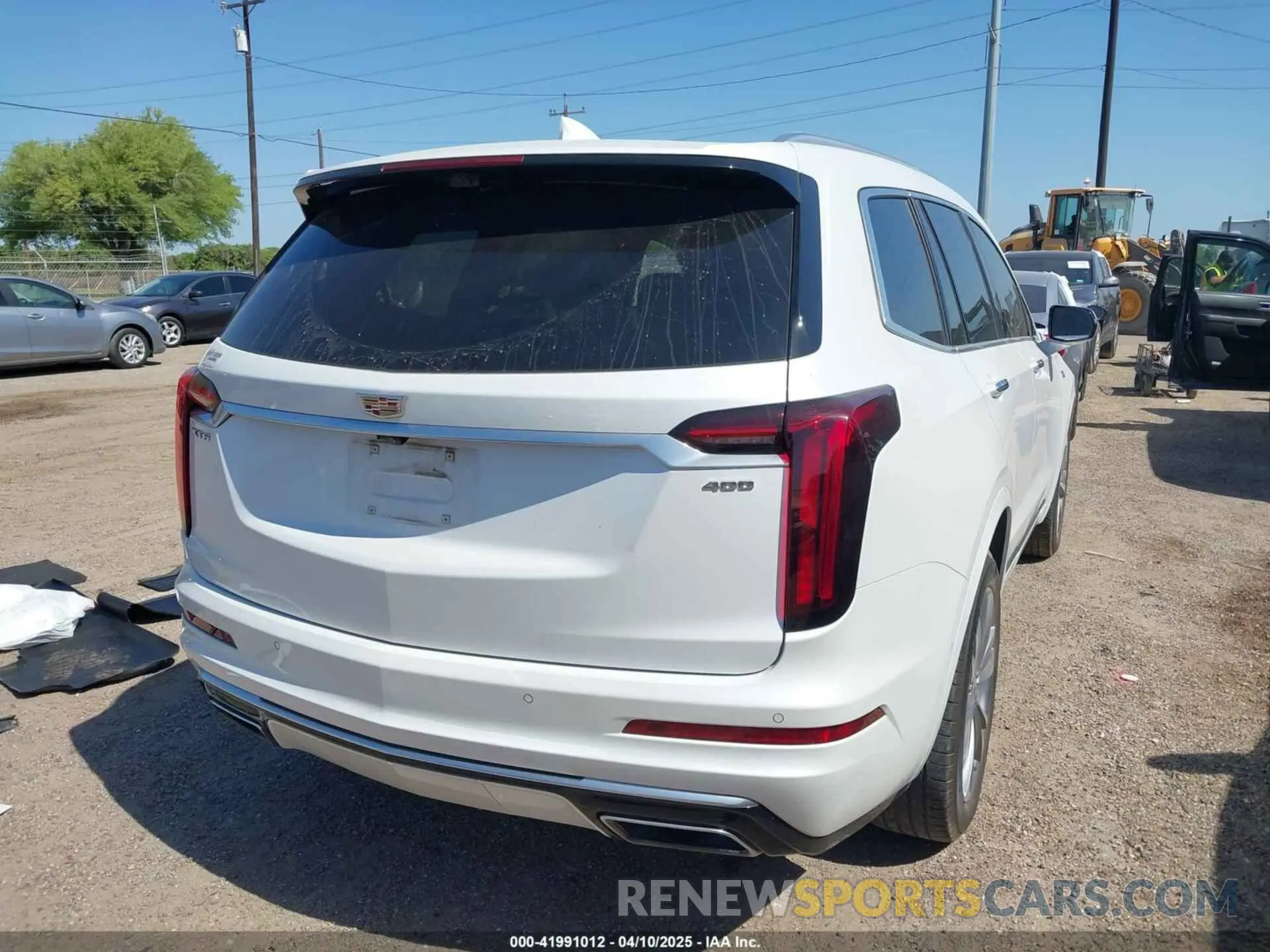 4 Photograph of a damaged car 1GYKPCRS4PZ142412 CADILLAC XT6 2023