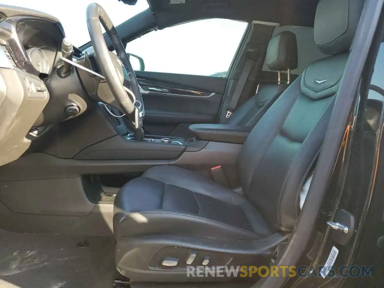 7 Photograph of a damaged car 1GYKPCRS5PZ101867 CADILLAC XT6 2023