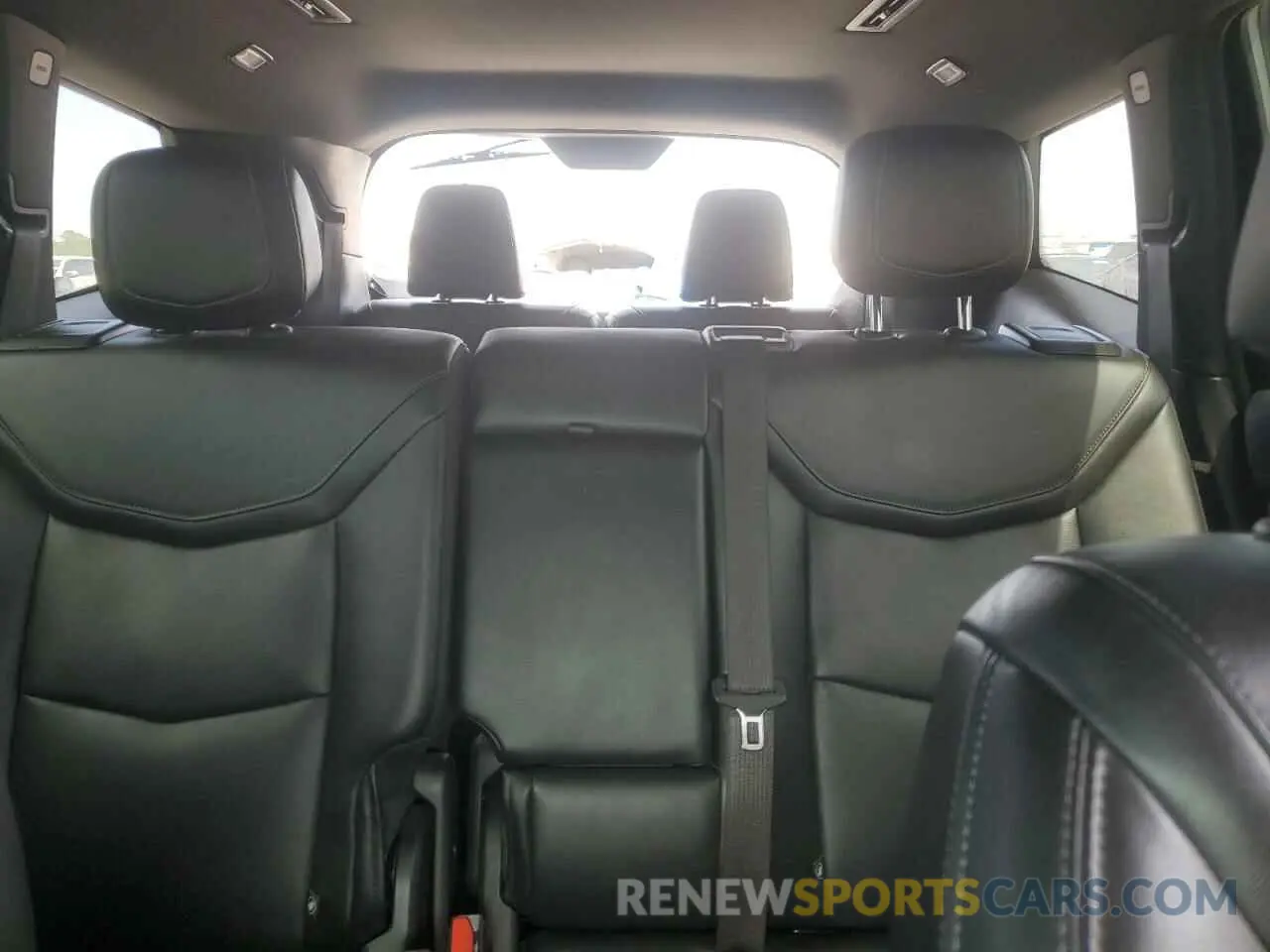 10 Photograph of a damaged car 1GYKPCRS6PZ127331 CADILLAC XT6 2023