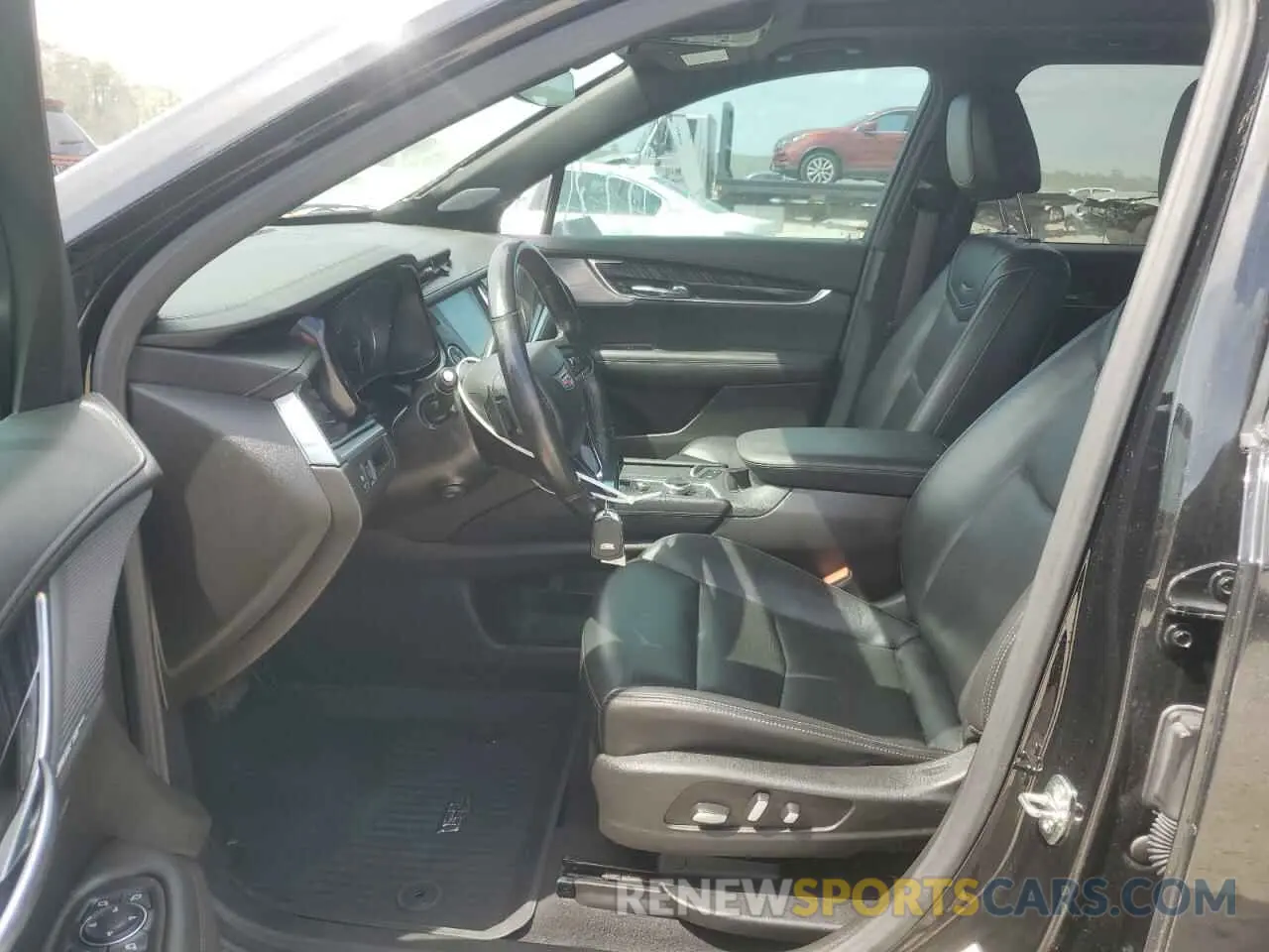 7 Photograph of a damaged car 1GYKPCRS6PZ127331 CADILLAC XT6 2023