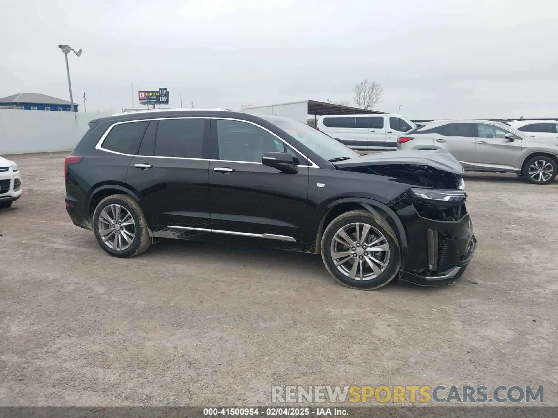 13 Photograph of a damaged car 1GYKPCRS8PZ231089 CADILLAC XT6 2023