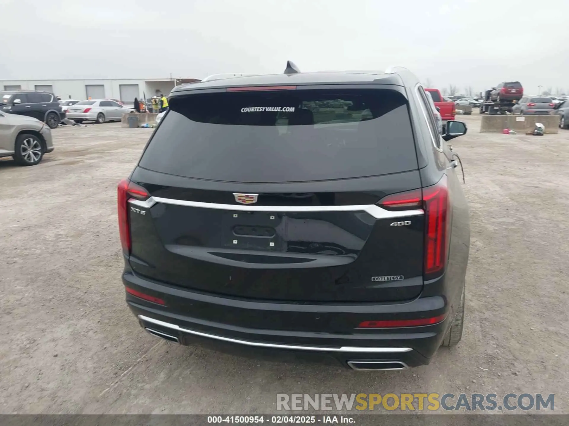 16 Photograph of a damaged car 1GYKPCRS8PZ231089 CADILLAC XT6 2023
