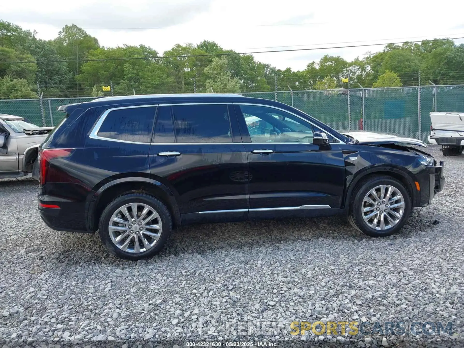 14 Photograph of a damaged car 1GYKPDRS5PZ206026 CADILLAC XT6 2023