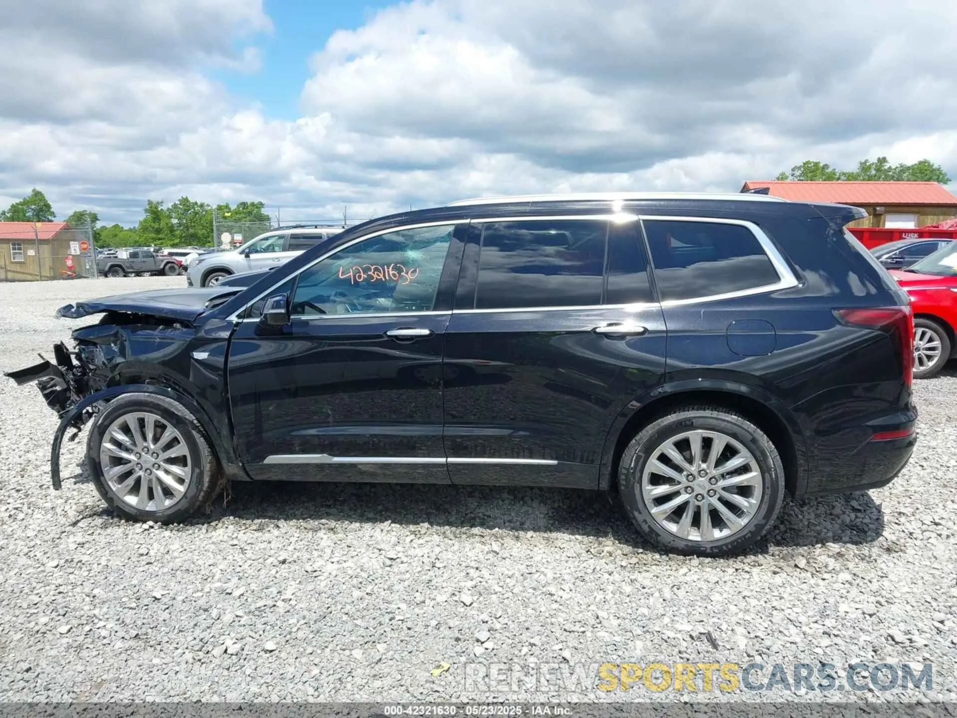 15 Photograph of a damaged car 1GYKPDRS5PZ206026 CADILLAC XT6 2023