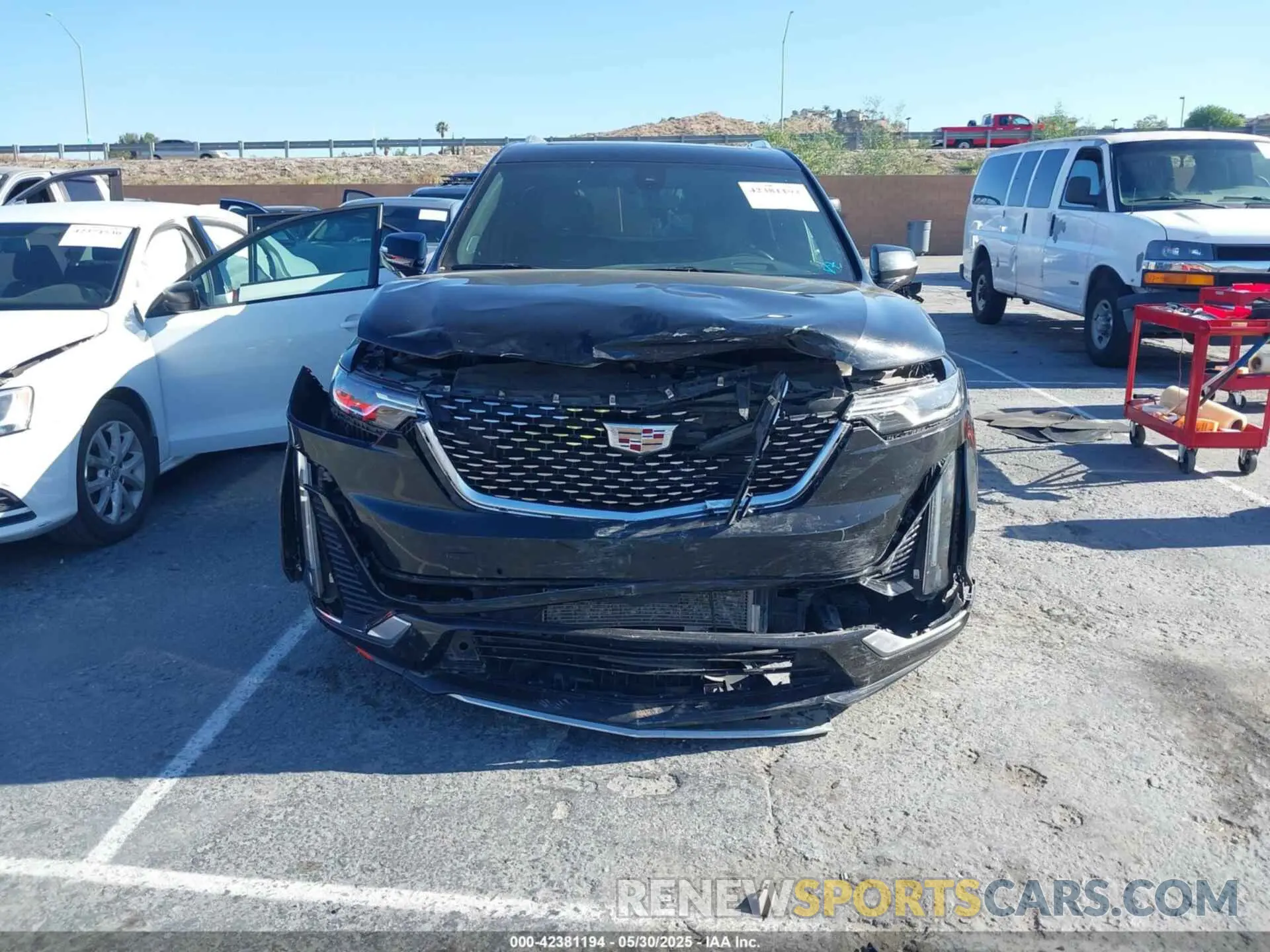 12 Photograph of a damaged car 1GYKPDRS6PZ162828 CADILLAC XT6 2023