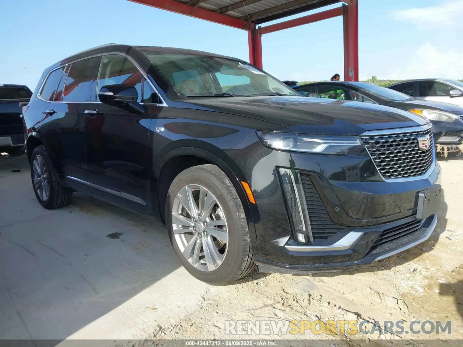 1 Photograph of a damaged car 1GYKPDRSXPZ189689 CADILLAC XT6 2023