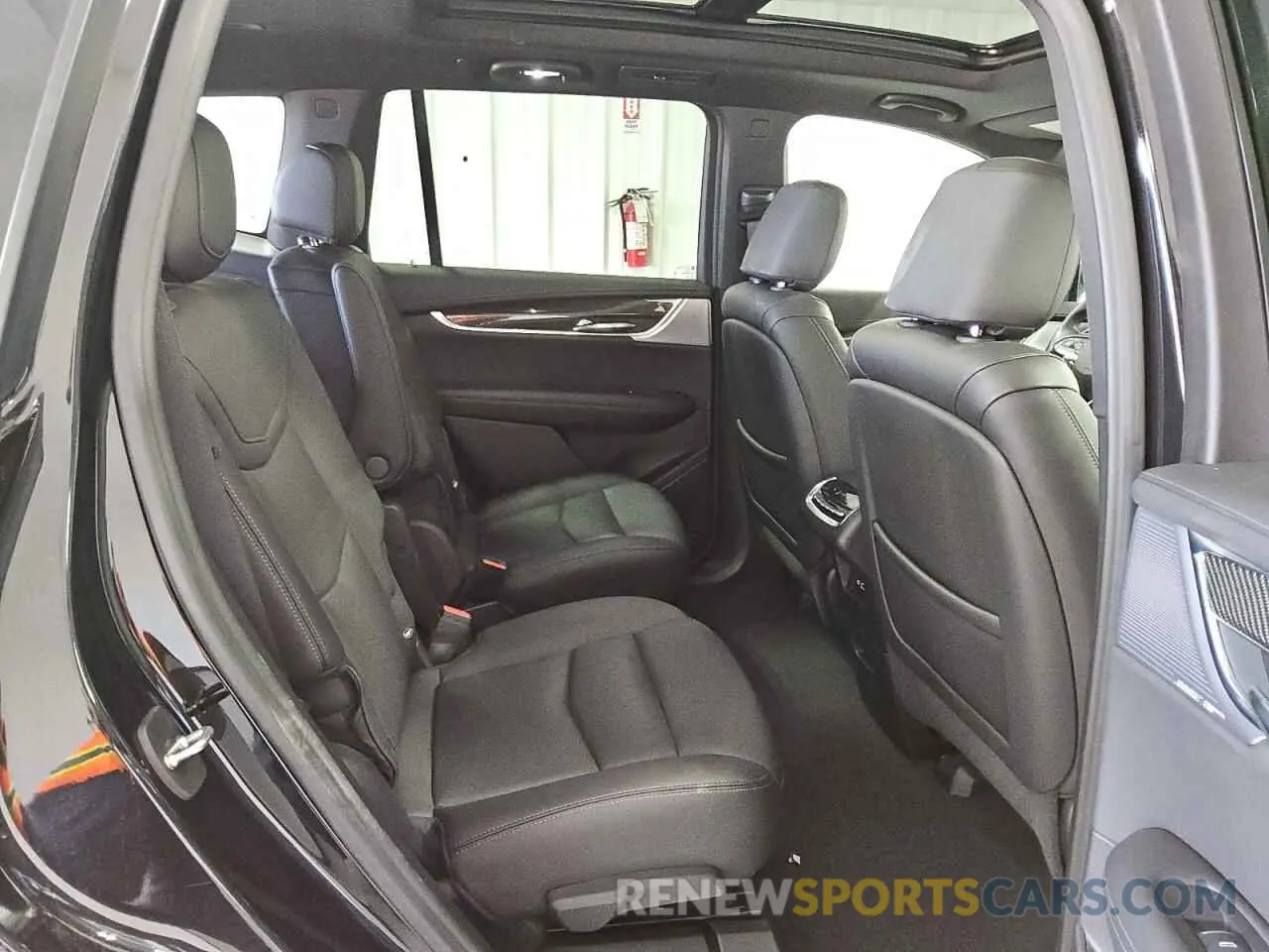 11 Photograph of a damaged car 1GYKPGRS3PZ133580 CADILLAC XT6 2023