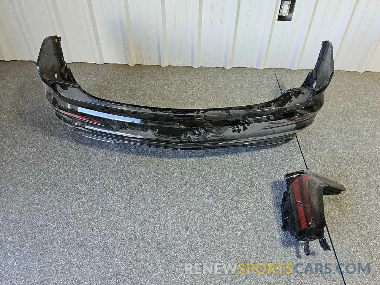 13 Photograph of a damaged car 1GYKPGRS3PZ133580 CADILLAC XT6 2023
