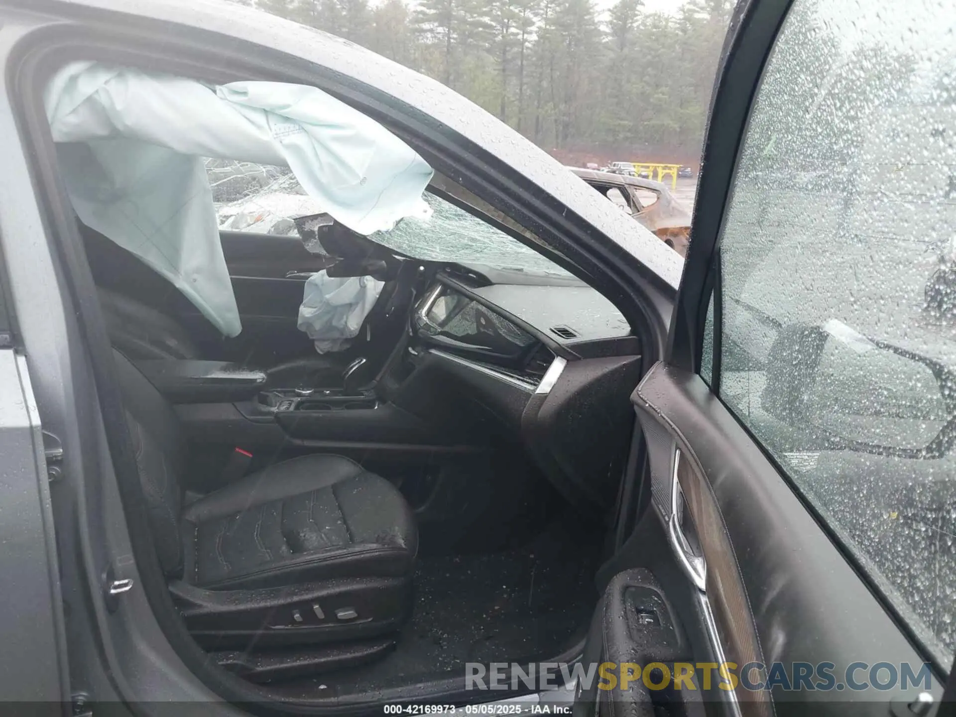 5 Photograph of a damaged car 1GYKPHRS2PZ179987 CADILLAC XT6 2023