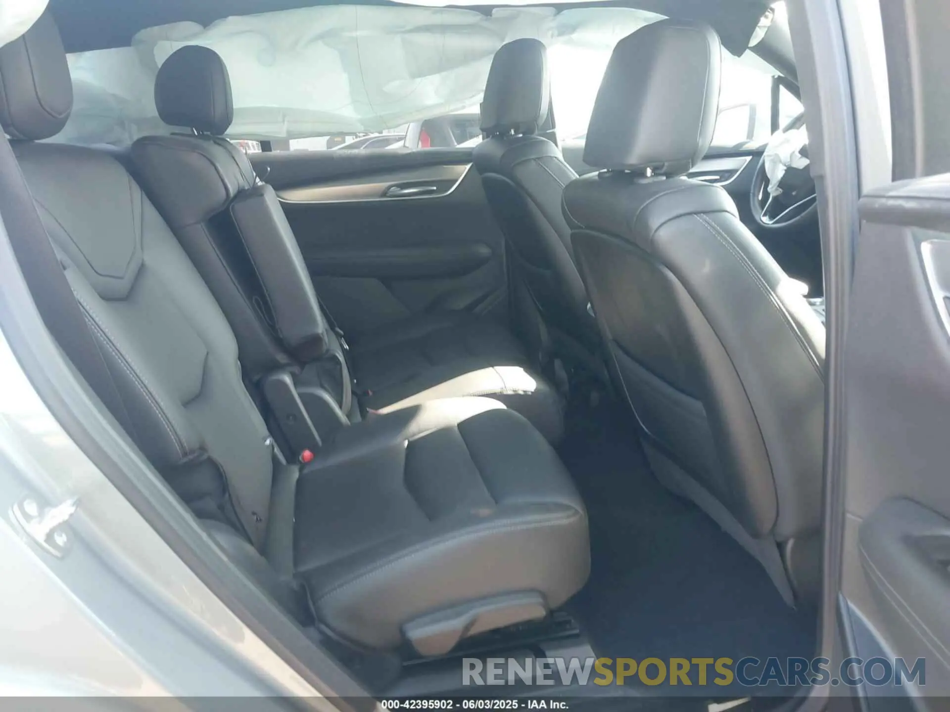 8 Photograph of a damaged car 1GYKPAR42RZ723545 CADILLAC XT6 2024