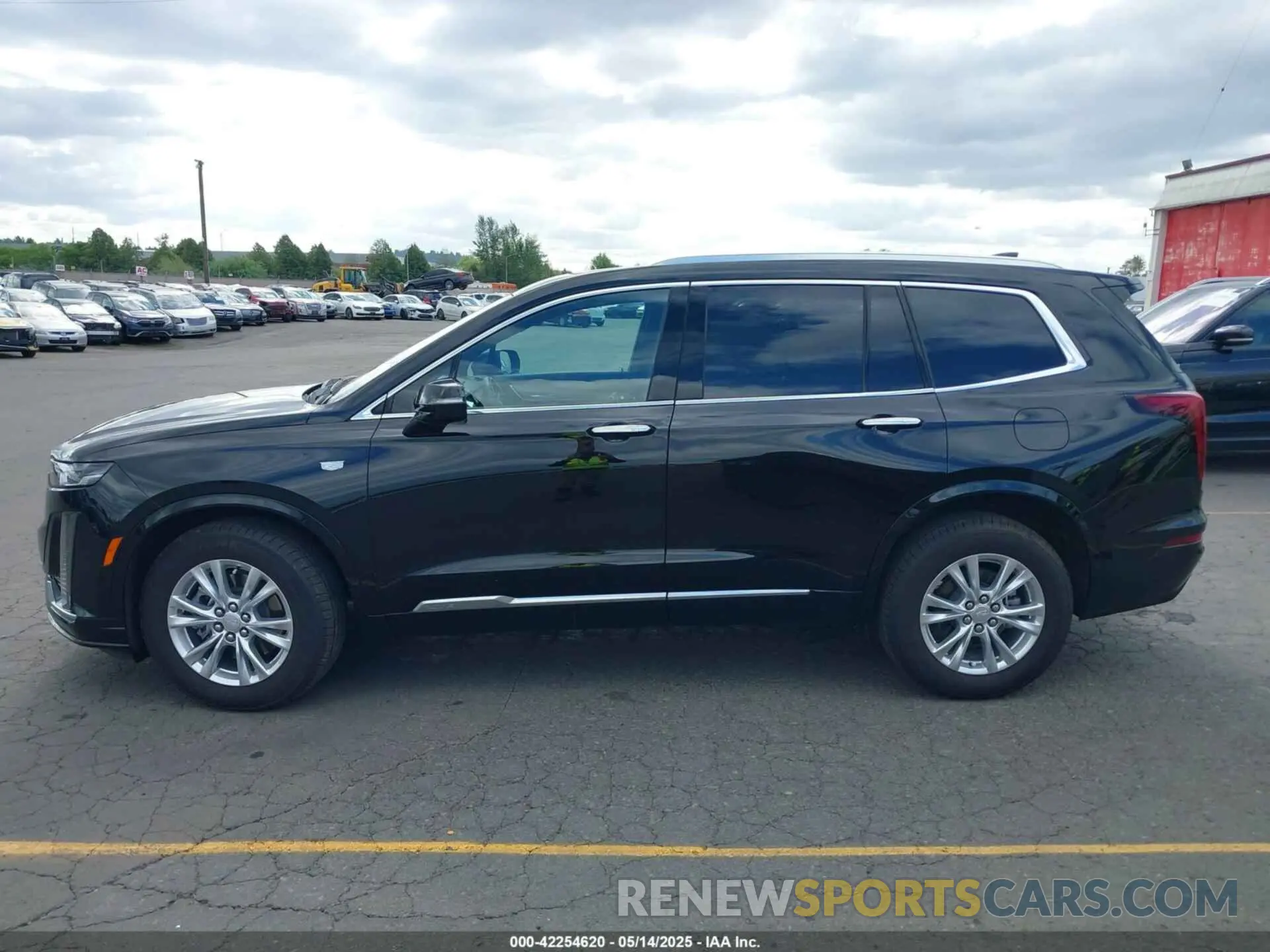 14 Photograph of a damaged car 1GYKPBR44RZ264380 CADILLAC XT6 2024