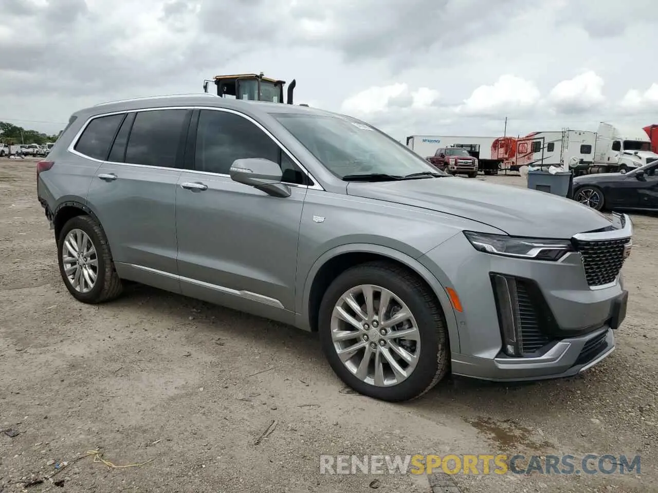 4 Photograph of a damaged car 1GYKPCRS2RZ741375 CADILLAC XT6 2024