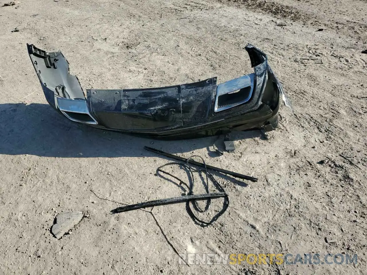 15 Photograph of a damaged car 1GYKPCRS7RZ709179 CADILLAC XT6 2024