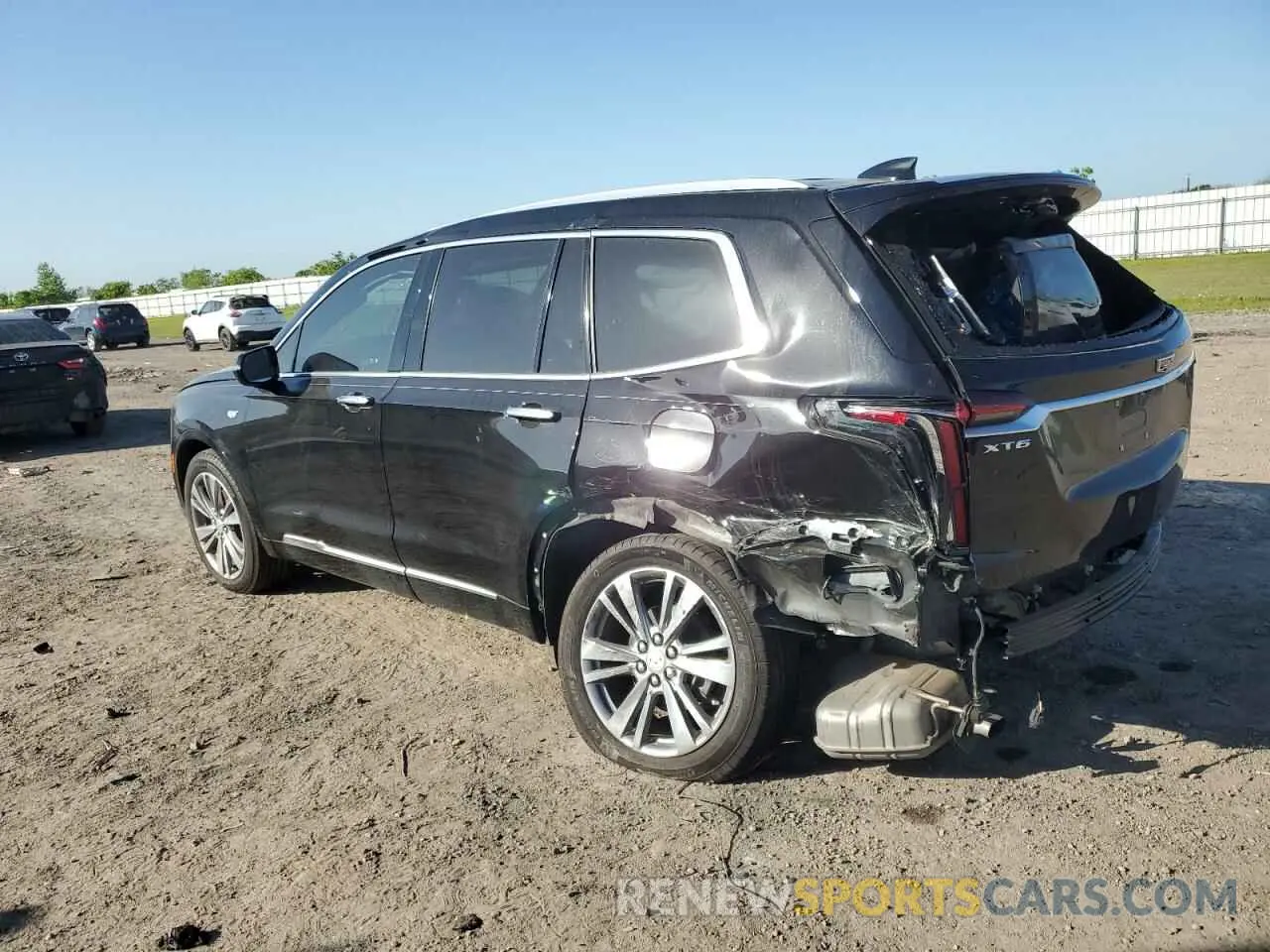 2 Photograph of a damaged car 1GYKPCRS7RZ709179 CADILLAC XT6 2024