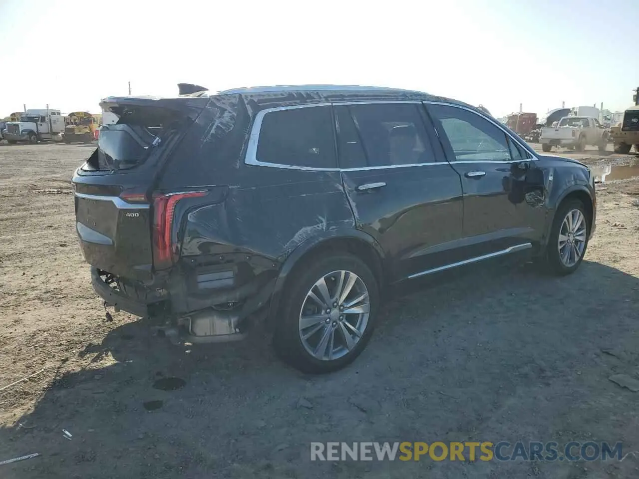 3 Photograph of a damaged car 1GYKPCRS7RZ709179 CADILLAC XT6 2024