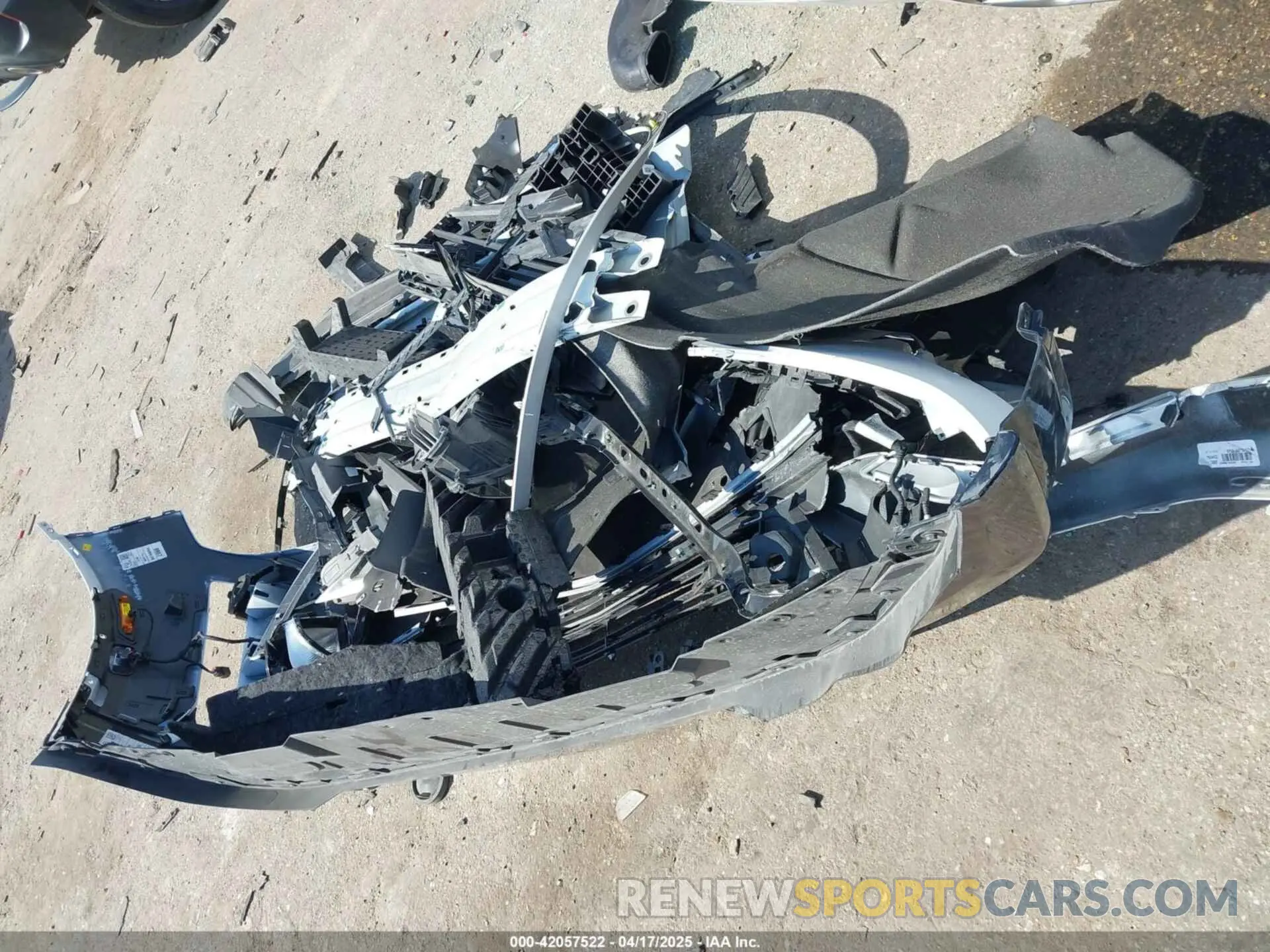 11 Photograph of a damaged car 1GYKPCRS9RZ726694 CADILLAC XT6 2024