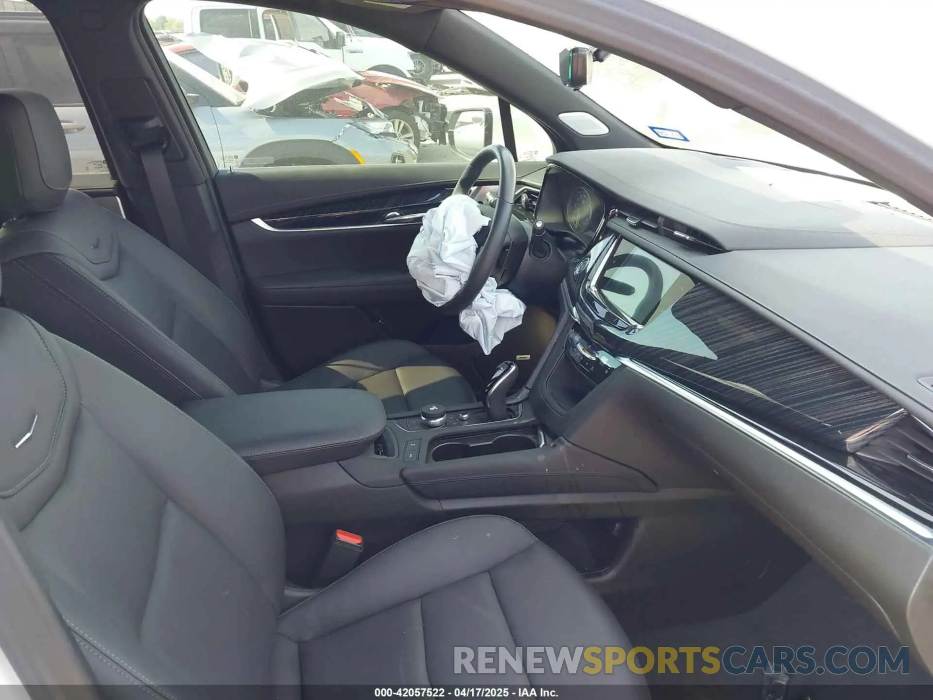5 Photograph of a damaged car 1GYKPCRS9RZ726694 CADILLAC XT6 2024