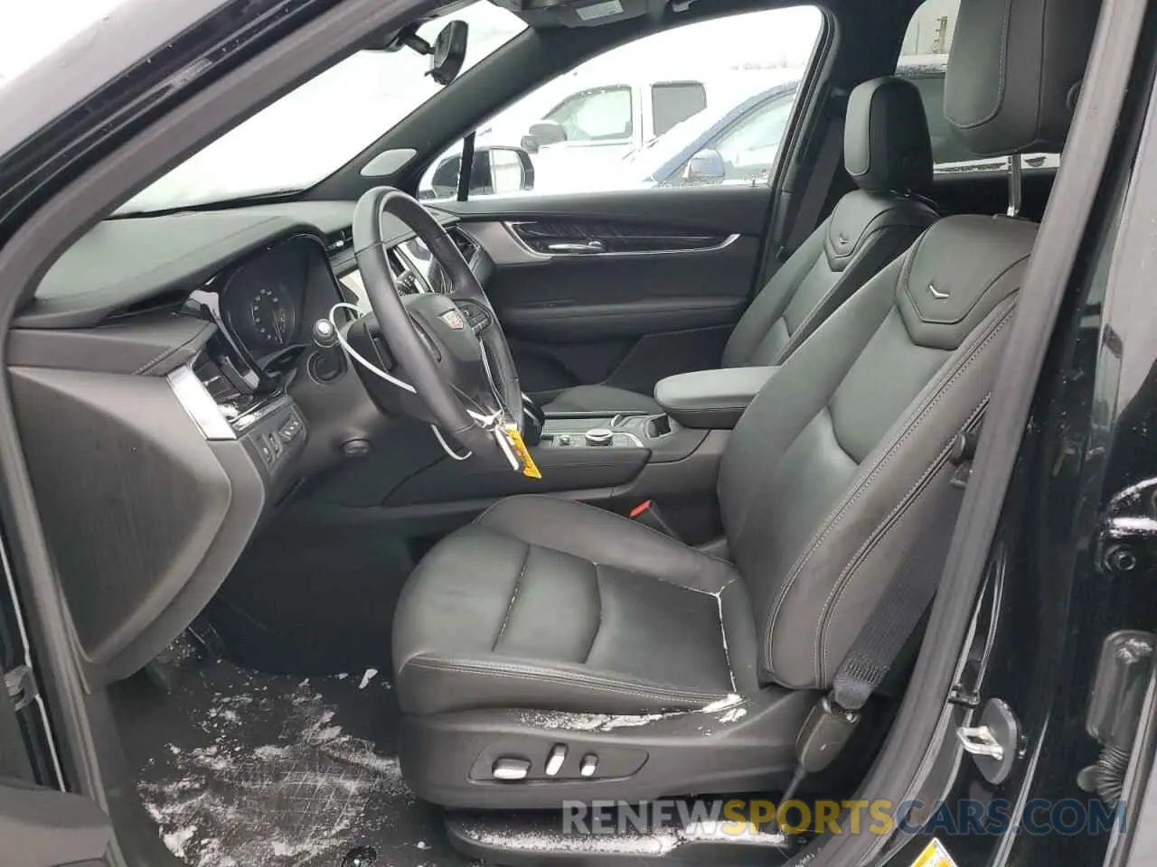 7 Photograph of a damaged car 1GYKPDRS5RZ712250 CADILLAC XT6 2024