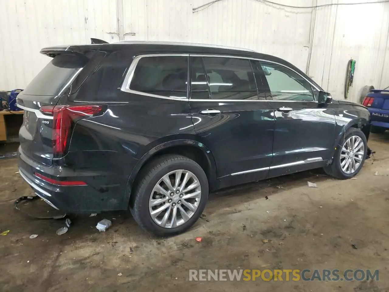 3 Photograph of a damaged car 1GYKPDRS8RZ706118 CADILLAC XT6 2024
