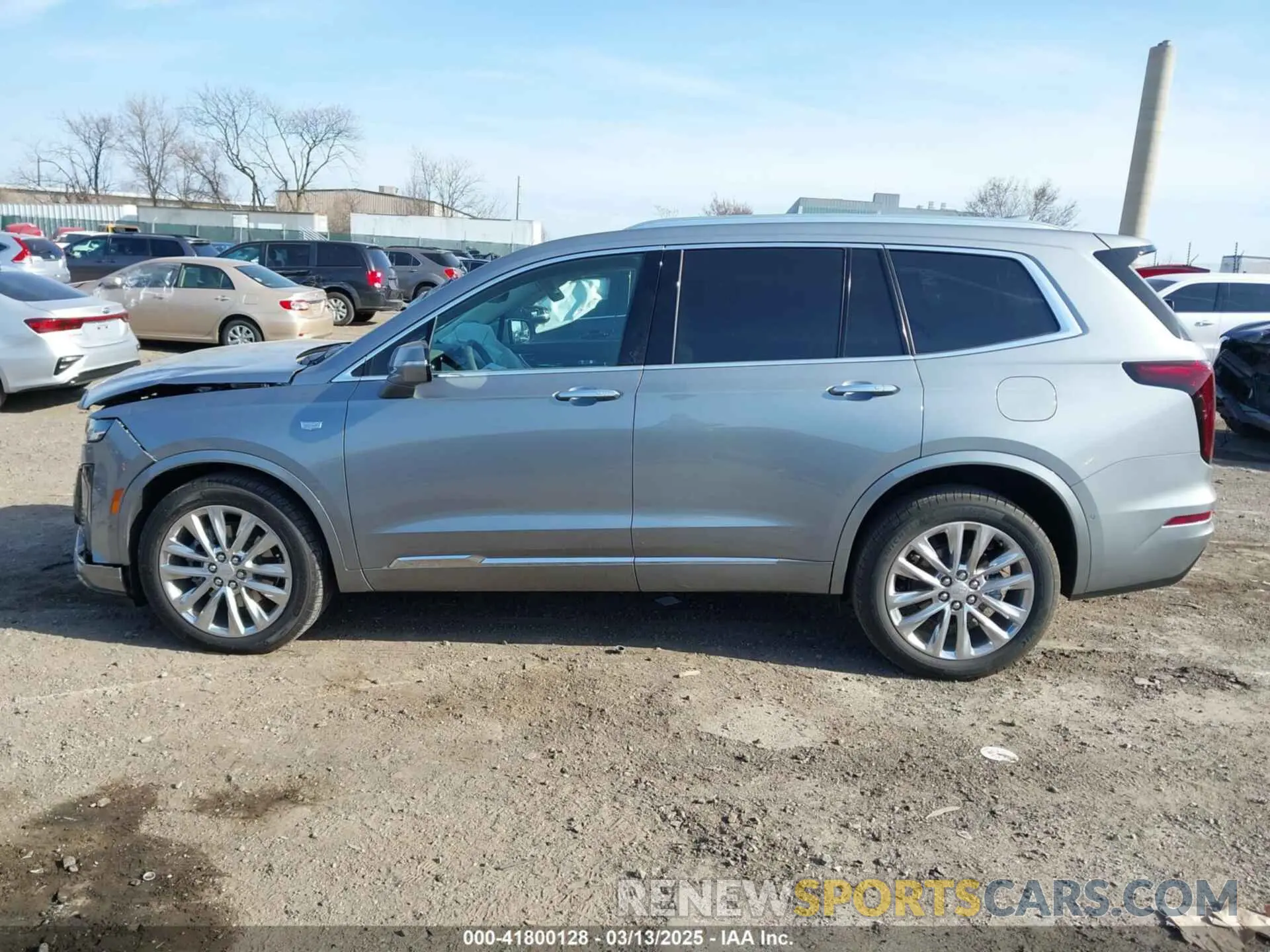 13 Photograph of a damaged car 1GYKPDRS8RZ739104 CADILLAC XT6 2024