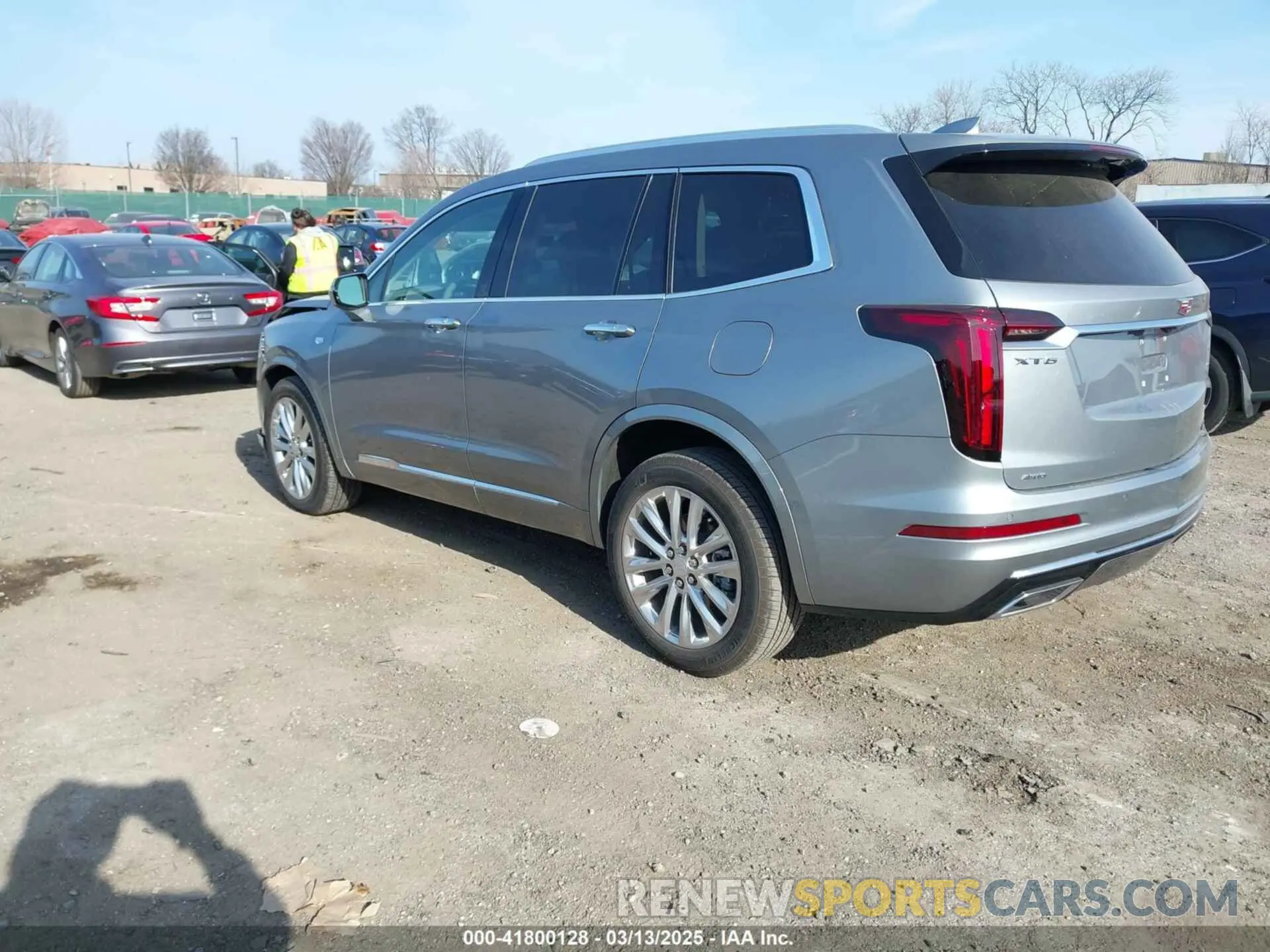 3 Photograph of a damaged car 1GYKPDRS8RZ739104 CADILLAC XT6 2024
