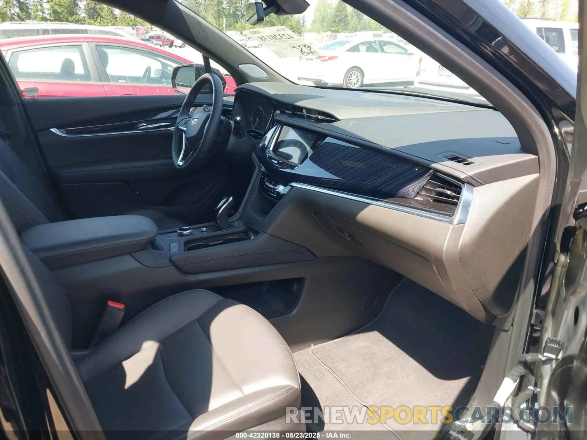 5 Photograph of a damaged car 1GYKPDRSXRZ721817 CADILLAC XT6 2024