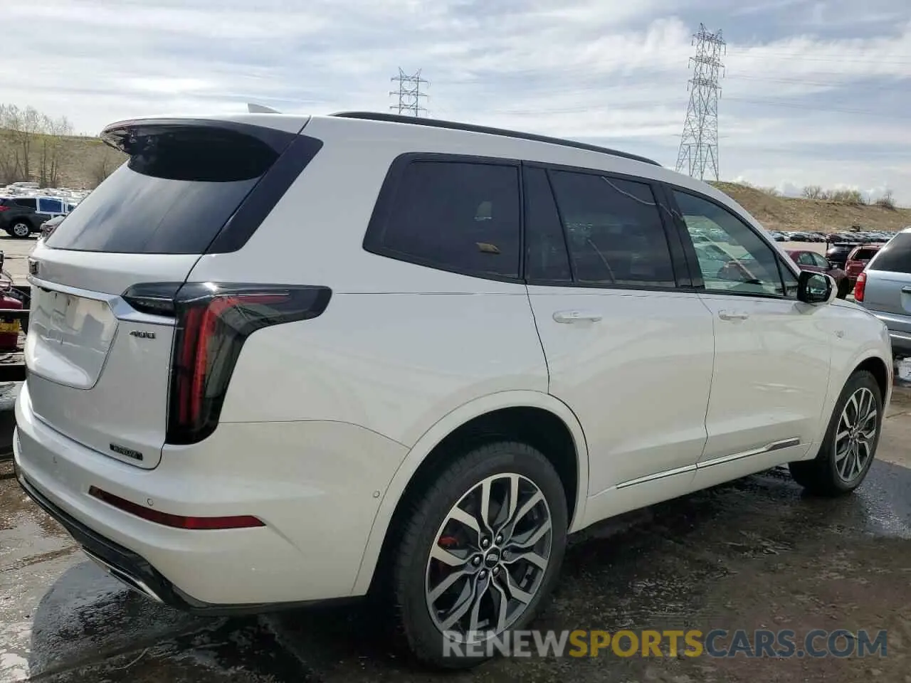 3 Photograph of a damaged car 1GYKPGRS0RZ737378 CADILLAC XT6 2024
