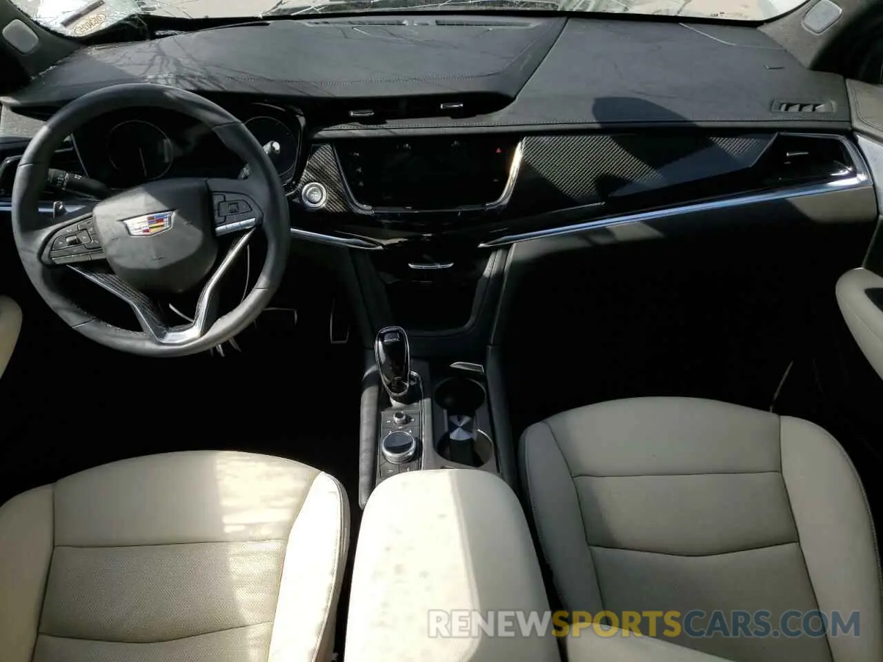 8 Photograph of a damaged car 1GYKPGRS0RZ737378 CADILLAC XT6 2024