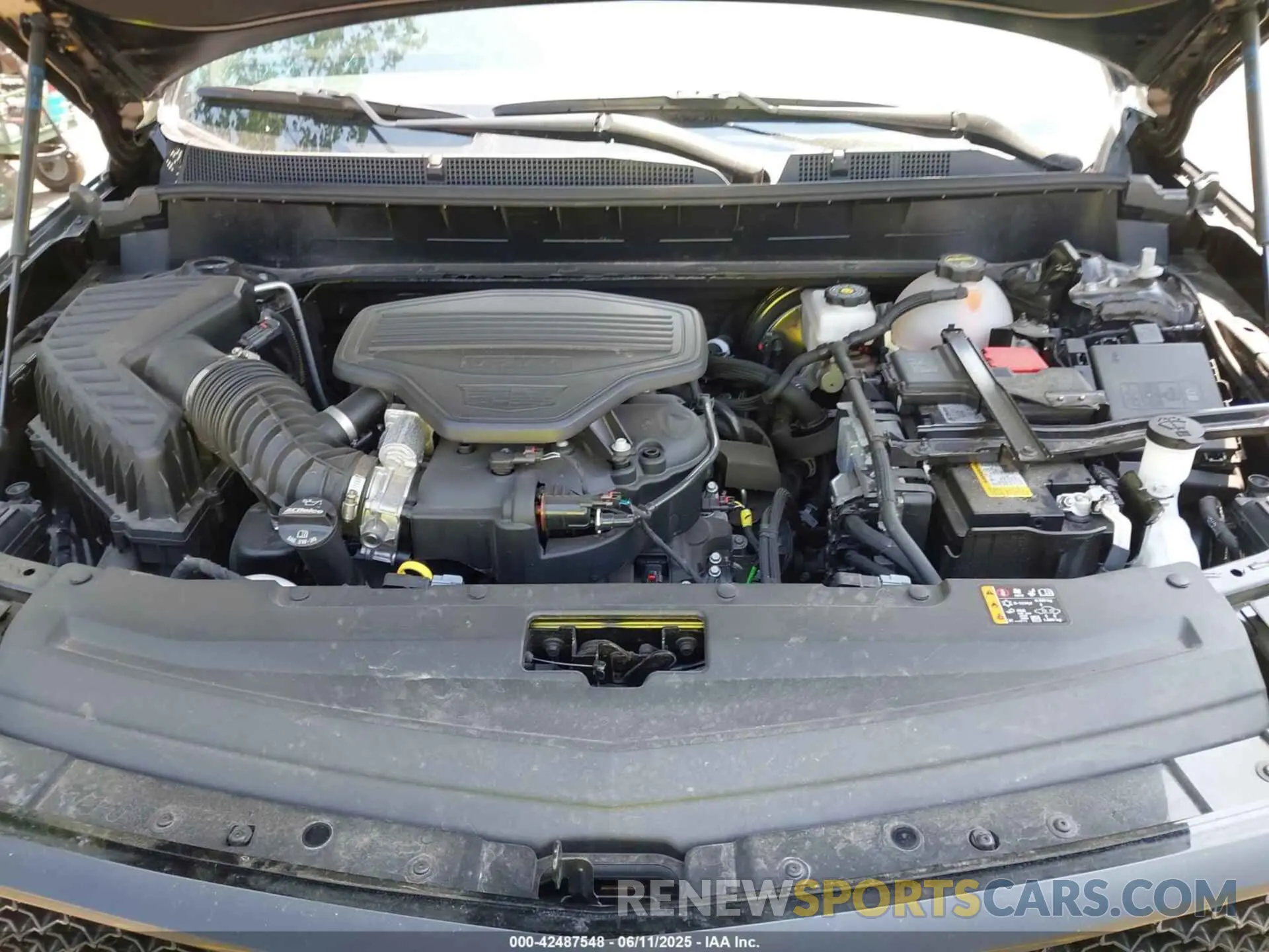 10 Photograph of a damaged car 1GYKPGRS5RZ747923 CADILLAC XT6 2024