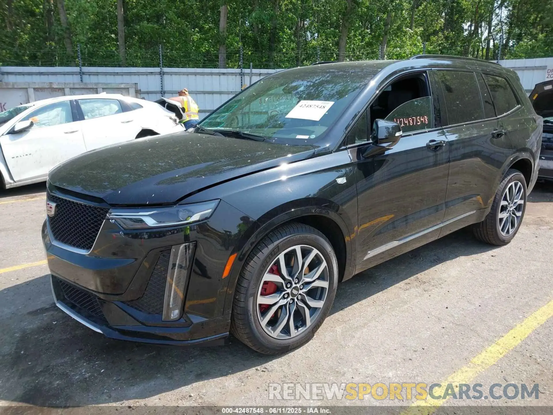 2 Photograph of a damaged car 1GYKPGRS5RZ747923 CADILLAC XT6 2024