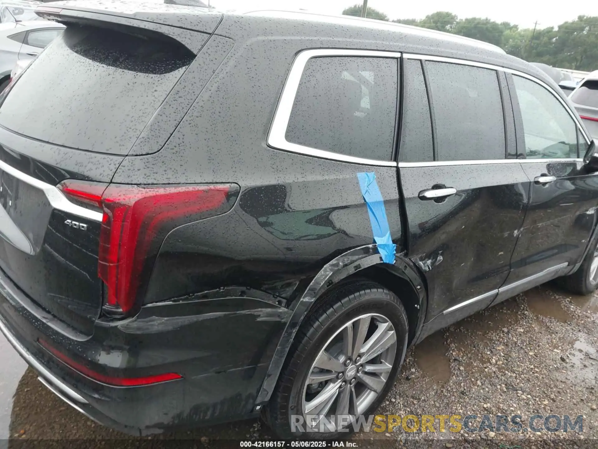 18 Photograph of a damaged car 1GYKPCRS3SZ120054 CADILLAC XT6 2025