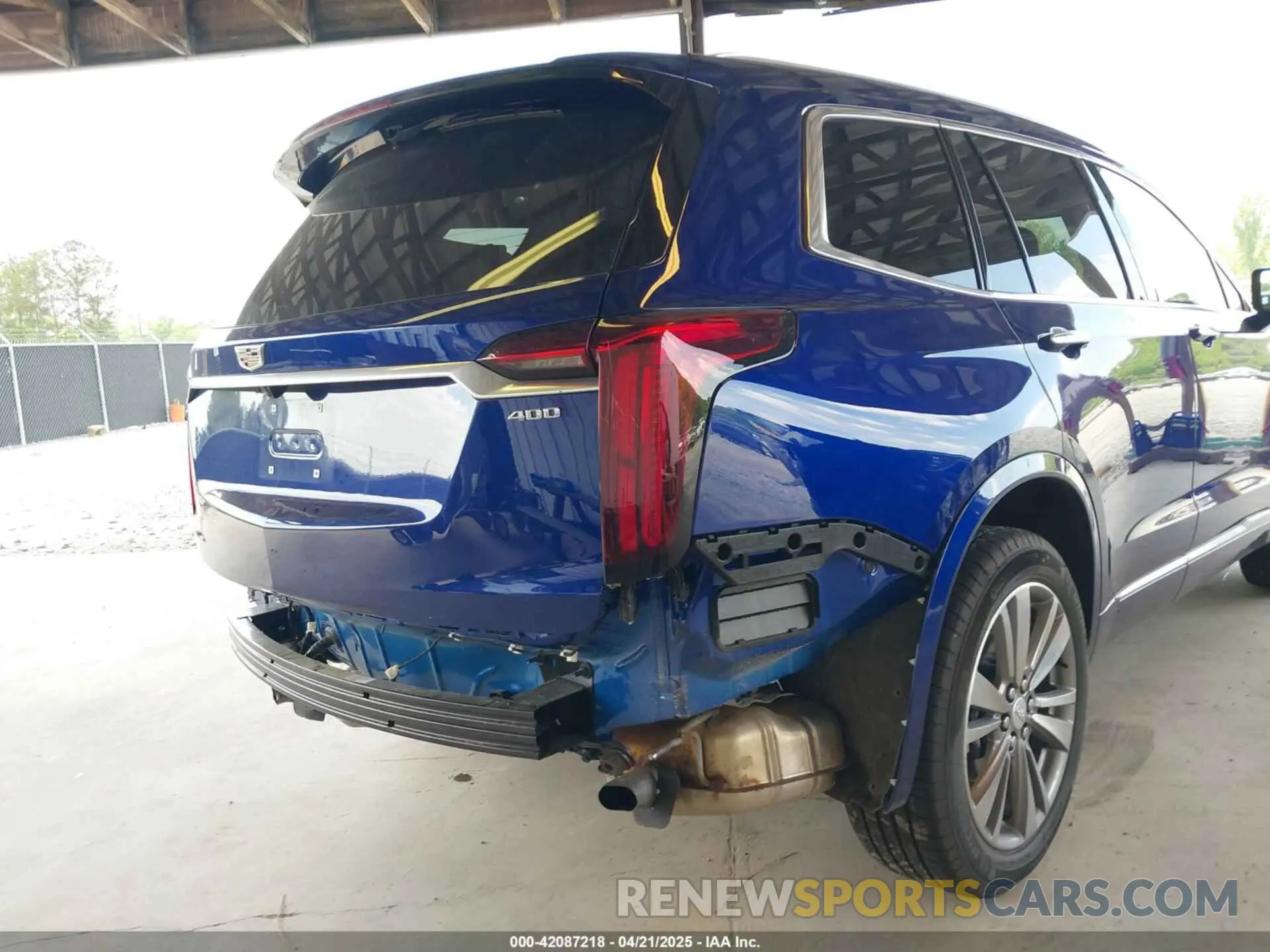 18 Photograph of a damaged car 1GYKPCRS5SZ119357 CADILLAC XT6 2025