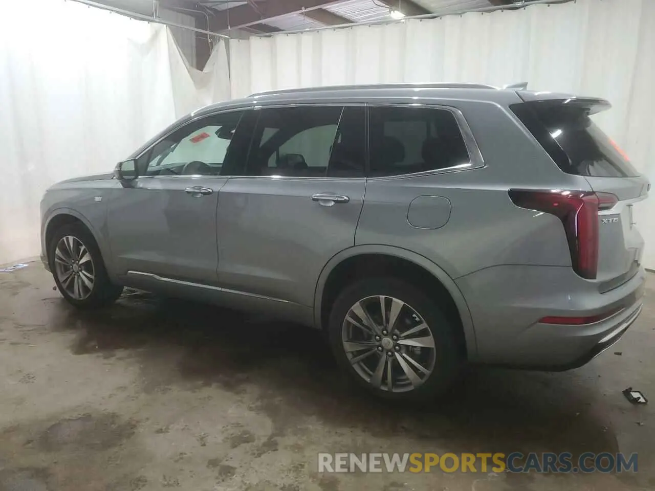 2 Photograph of a damaged car 1GYKPCRS6SZ119772 CADILLAC XT6 2025