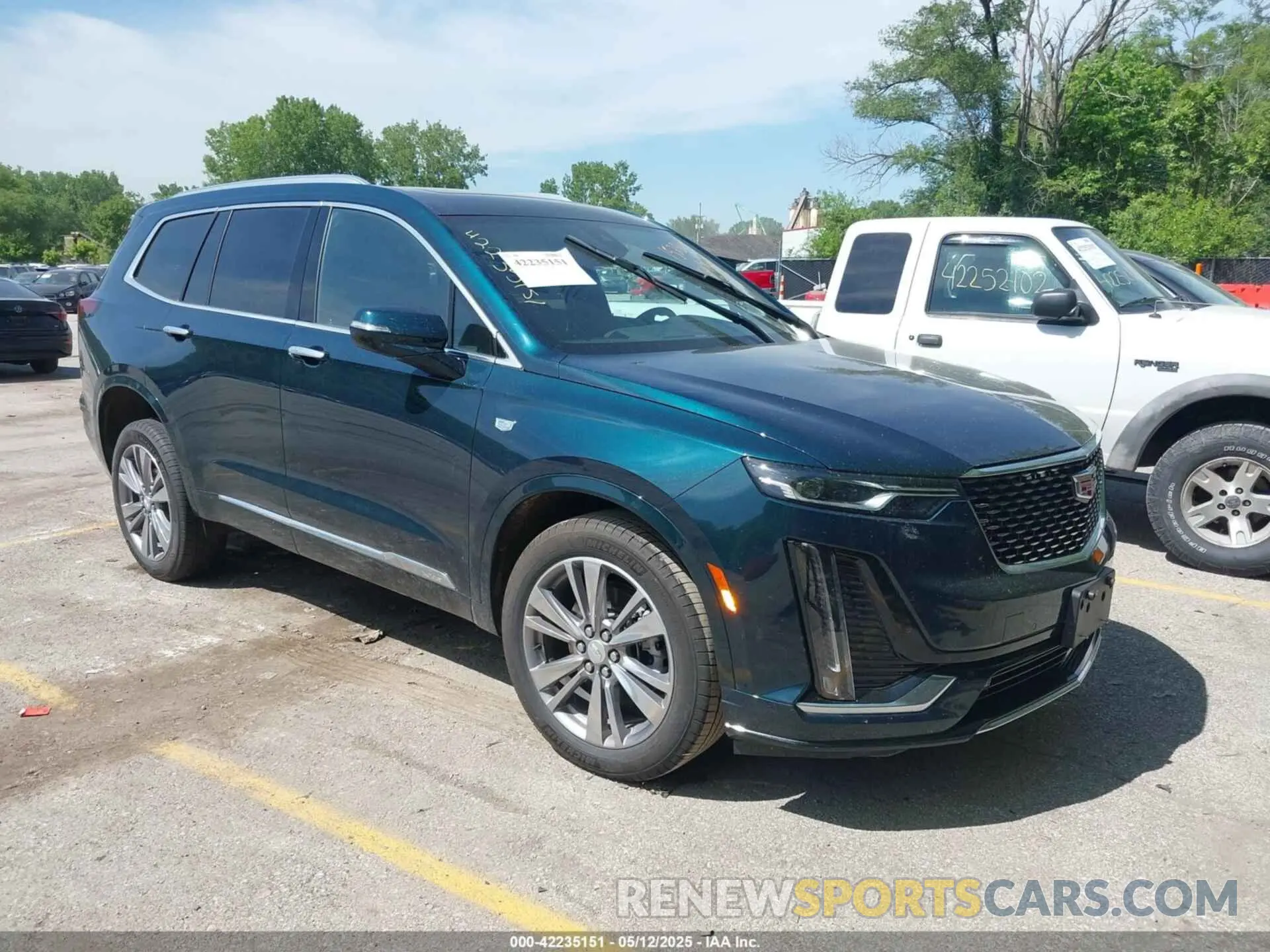 1 Photograph of a damaged car 1GYKPDRS1SZ120334 CADILLAC XT6 2025