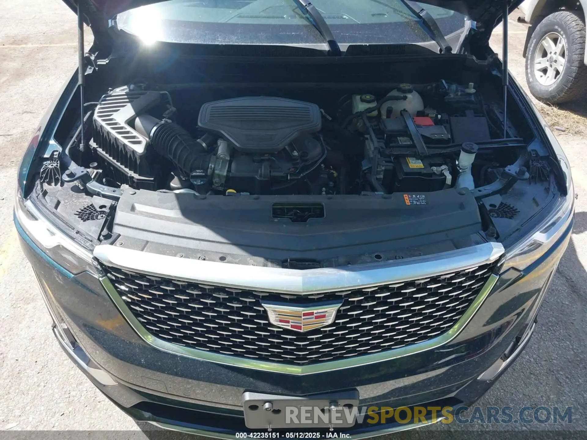 10 Photograph of a damaged car 1GYKPDRS1SZ120334 CADILLAC XT6 2025
