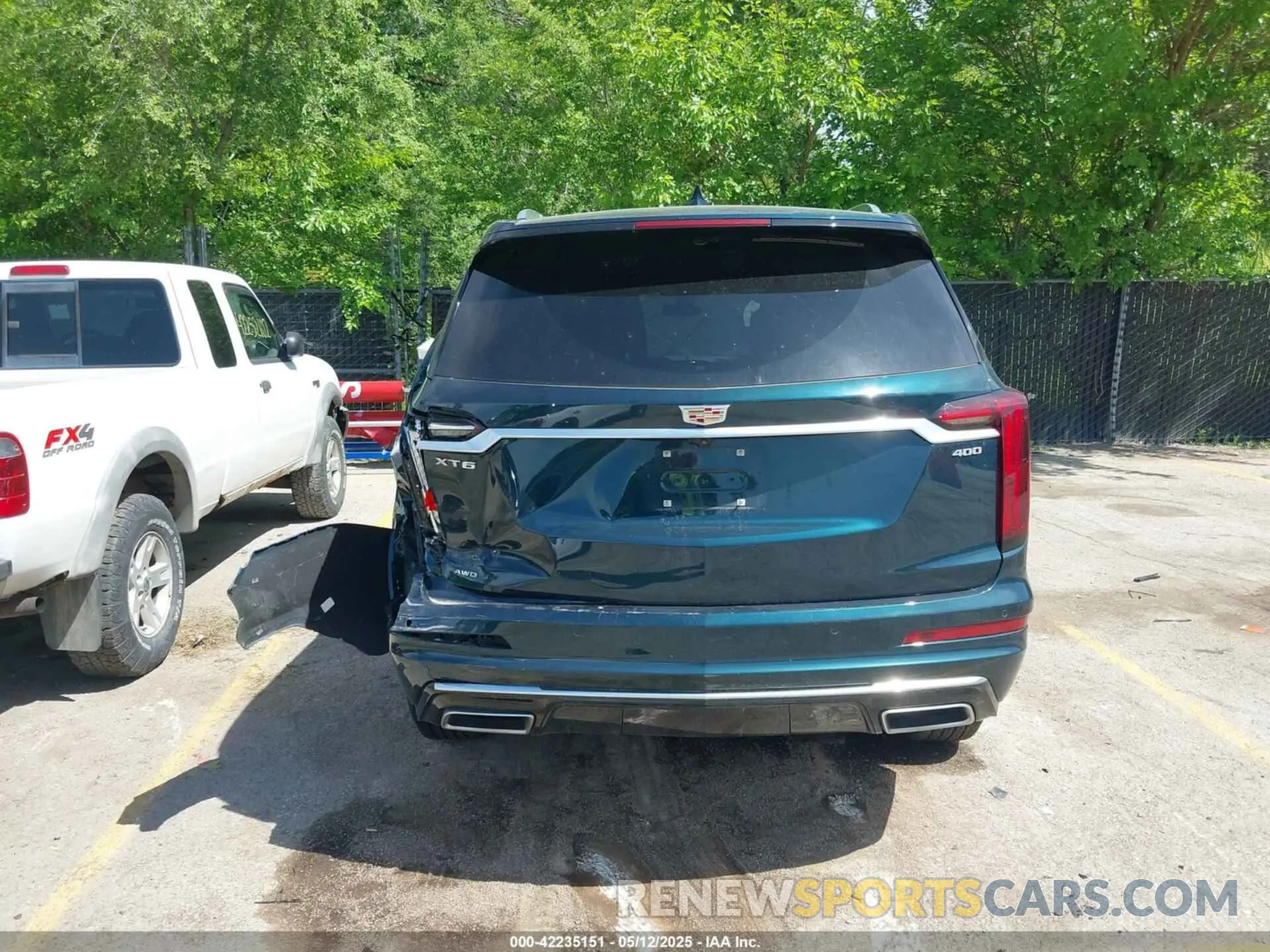 15 Photograph of a damaged car 1GYKPDRS1SZ120334 CADILLAC XT6 2025
