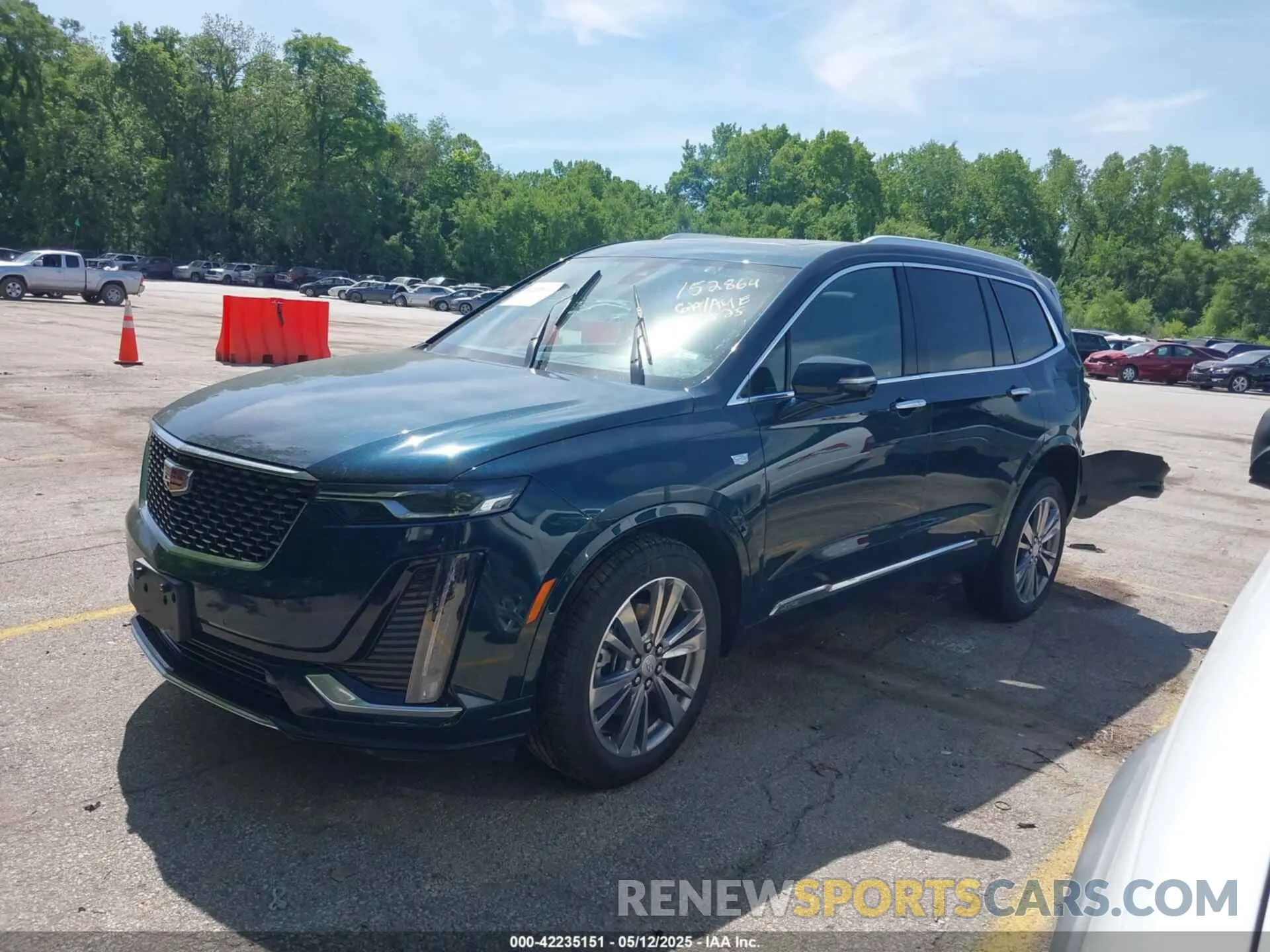 2 Photograph of a damaged car 1GYKPDRS1SZ120334 CADILLAC XT6 2025
