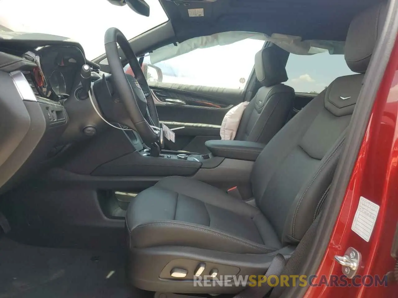 7 Photograph of a damaged car 1GYKPDRS1SZ128403 CADILLAC XT6 2025