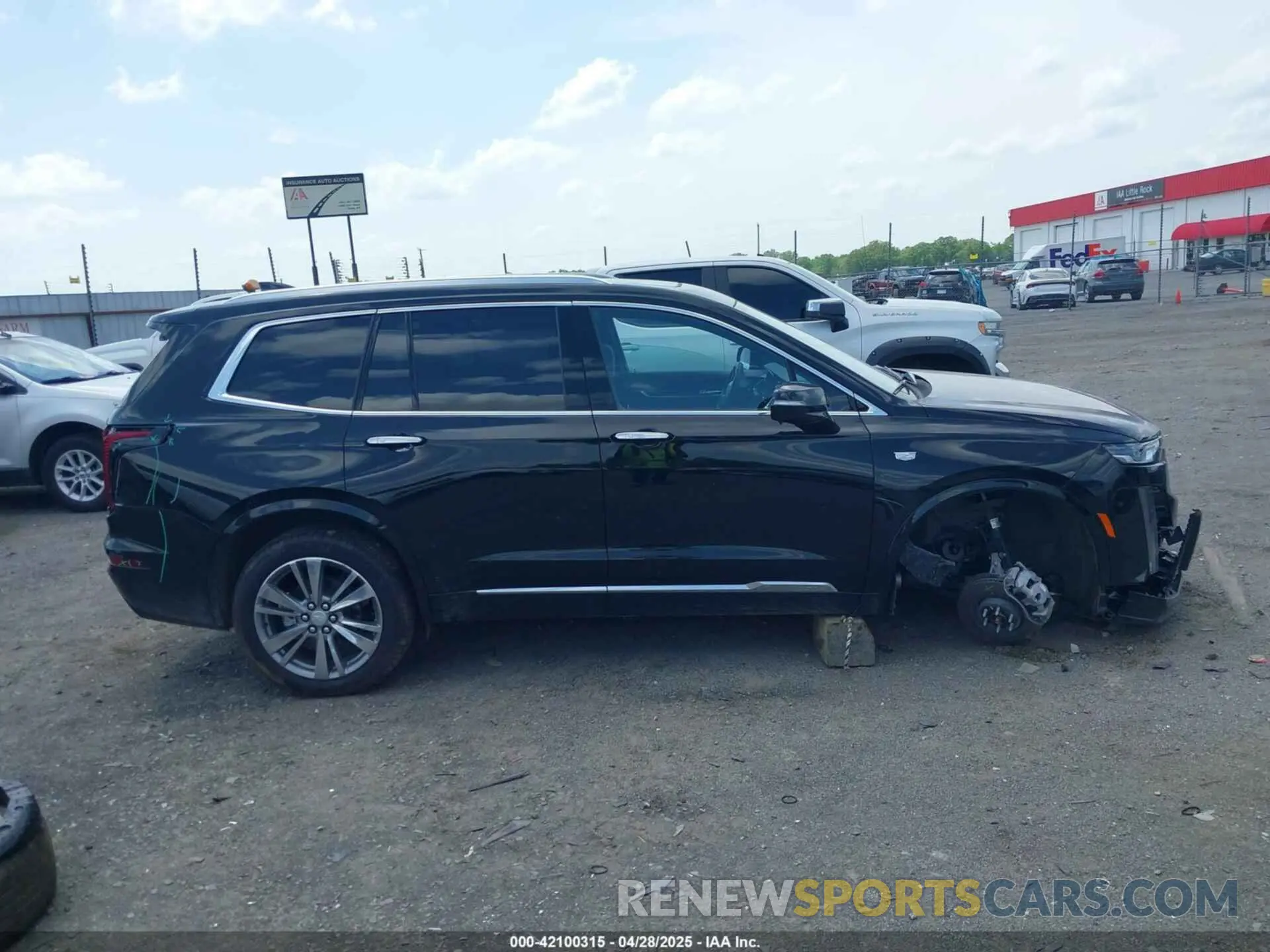 14 Photograph of a damaged car 1GYKPDRS3SZ118214 CADILLAC XT6 2025